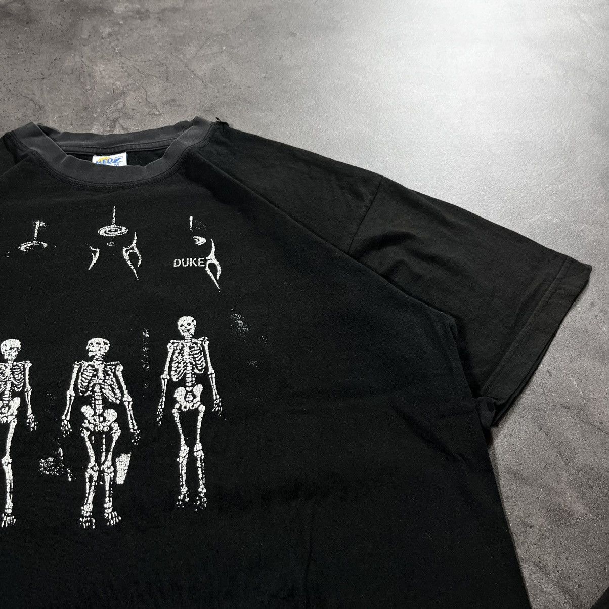 Bones Vintage 90s Duke Bones Skeleton Skull Metal Tshirt Tee Size US M / EU 48-50 / 2 - 5 Thumbnail