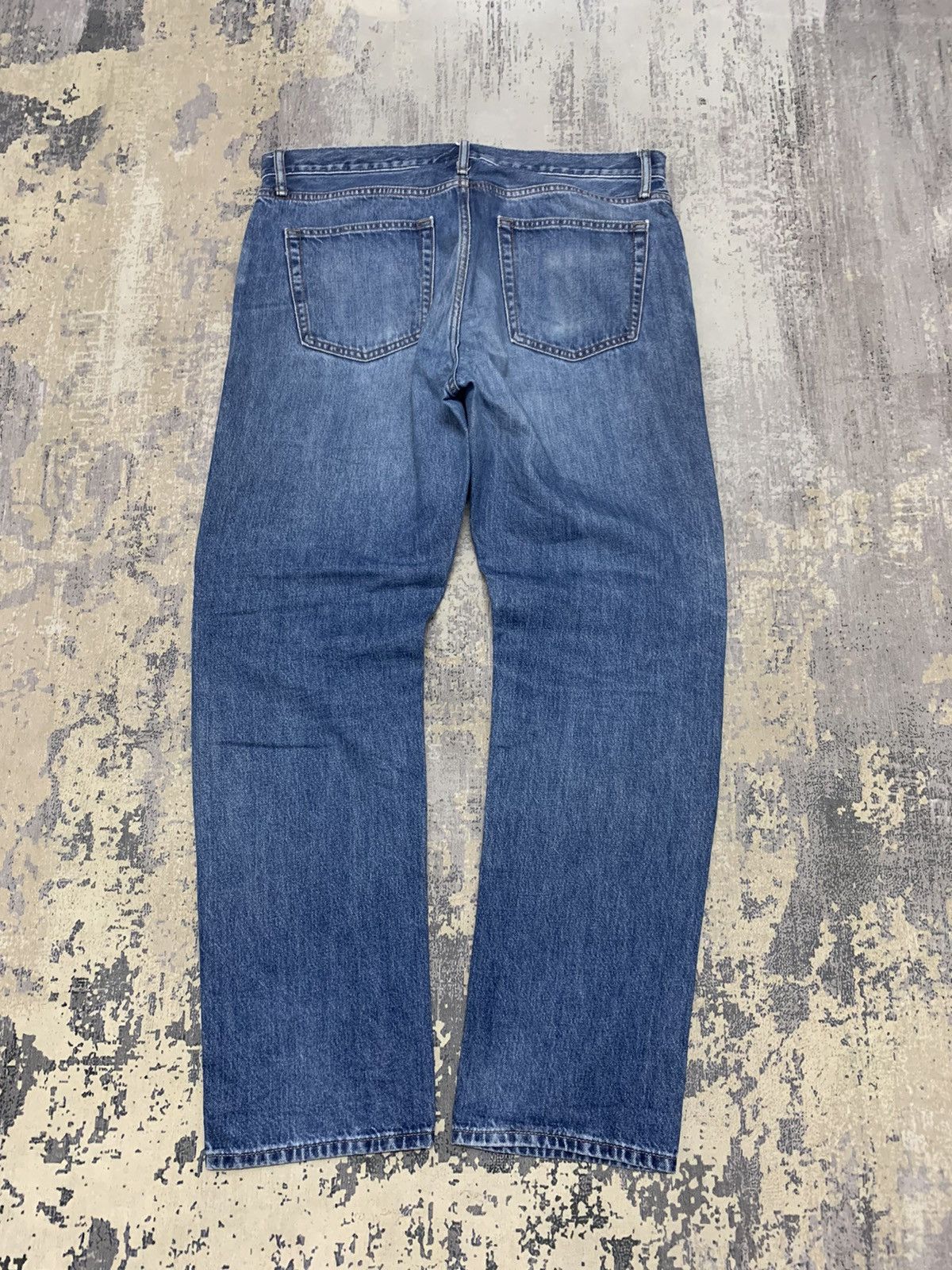 Japanese Brand Japanese Uniqlo Straight Leg Faded Blue Jeans 37x30 Size US 37 - 8 Thumbnail