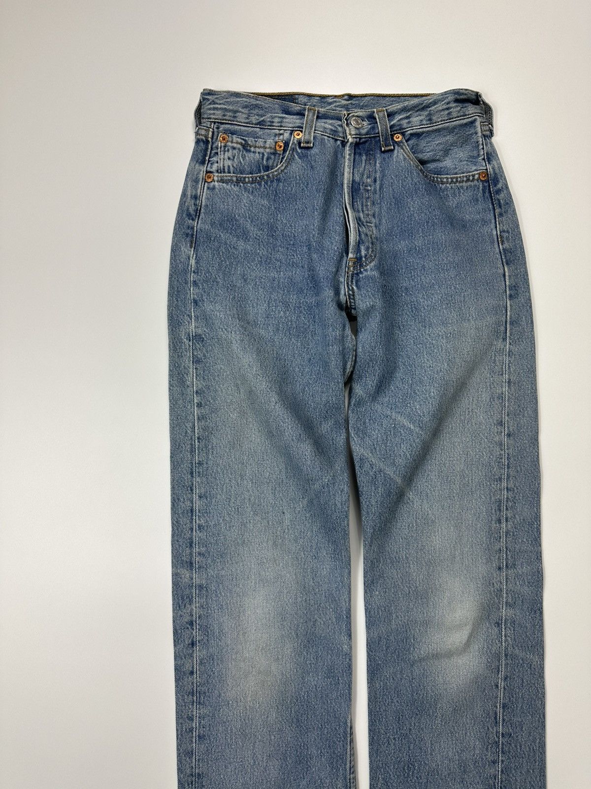 Levi's Vintage 501 Light Blue Jeans W27 L34 Made In Spain Size US 27 - 5 Thumbnail