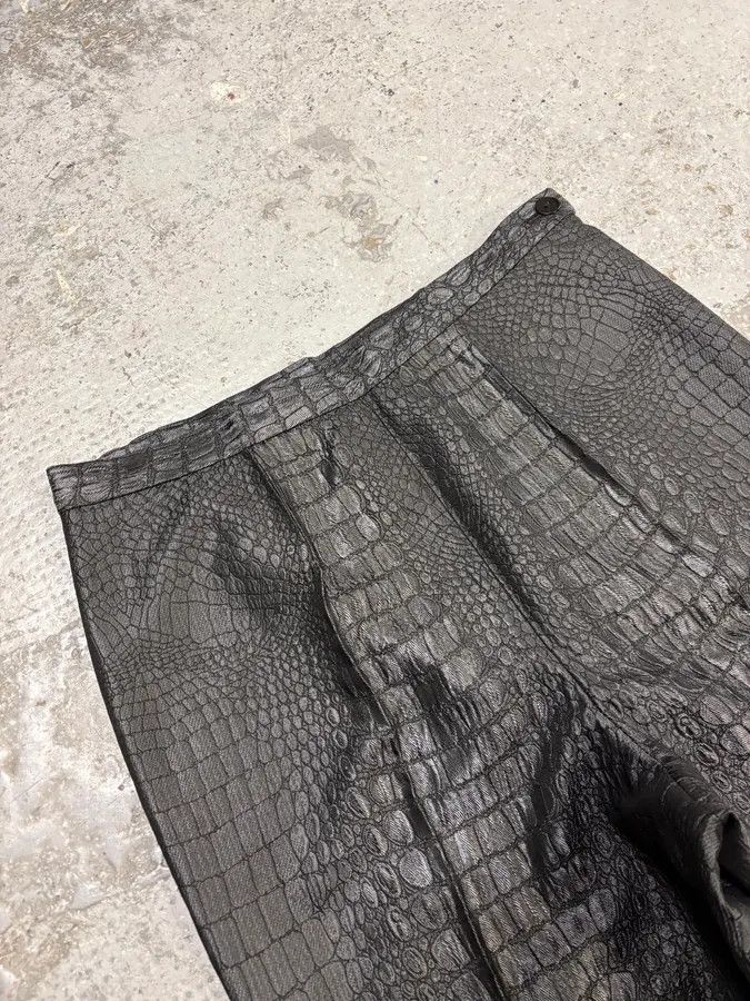 Jean Paul Gaultier 2000s Jean Paul Gaultier Black Crocodile Embossed Pants Size 26" / US 2 / IT 38 - 6 Thumbnail