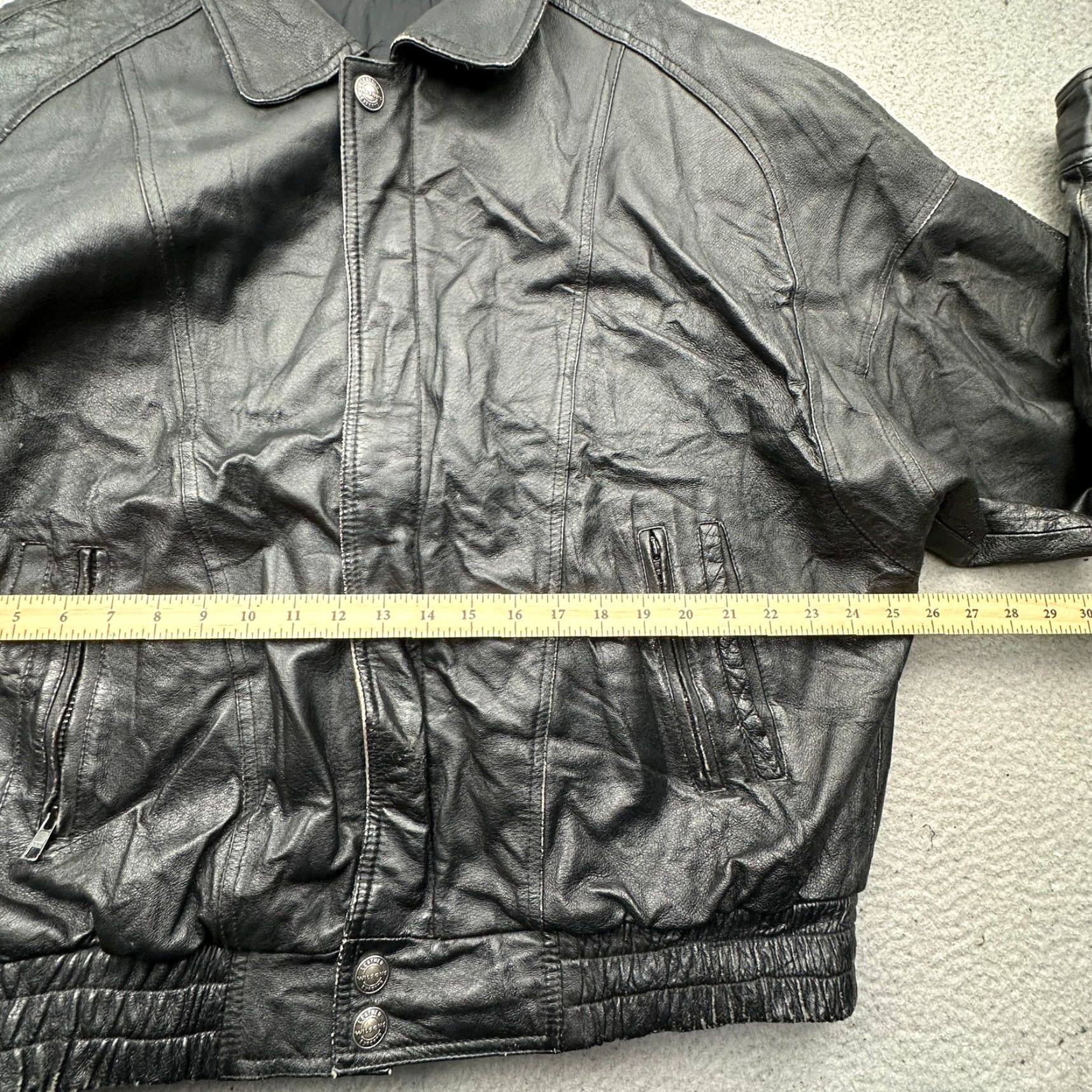 Vintage VINTAGE Wilsons Leather Bomber Jacket Mens XL Black Full Zip Lined Size US XL / EU 56 / 4 - 4 Thumbnail