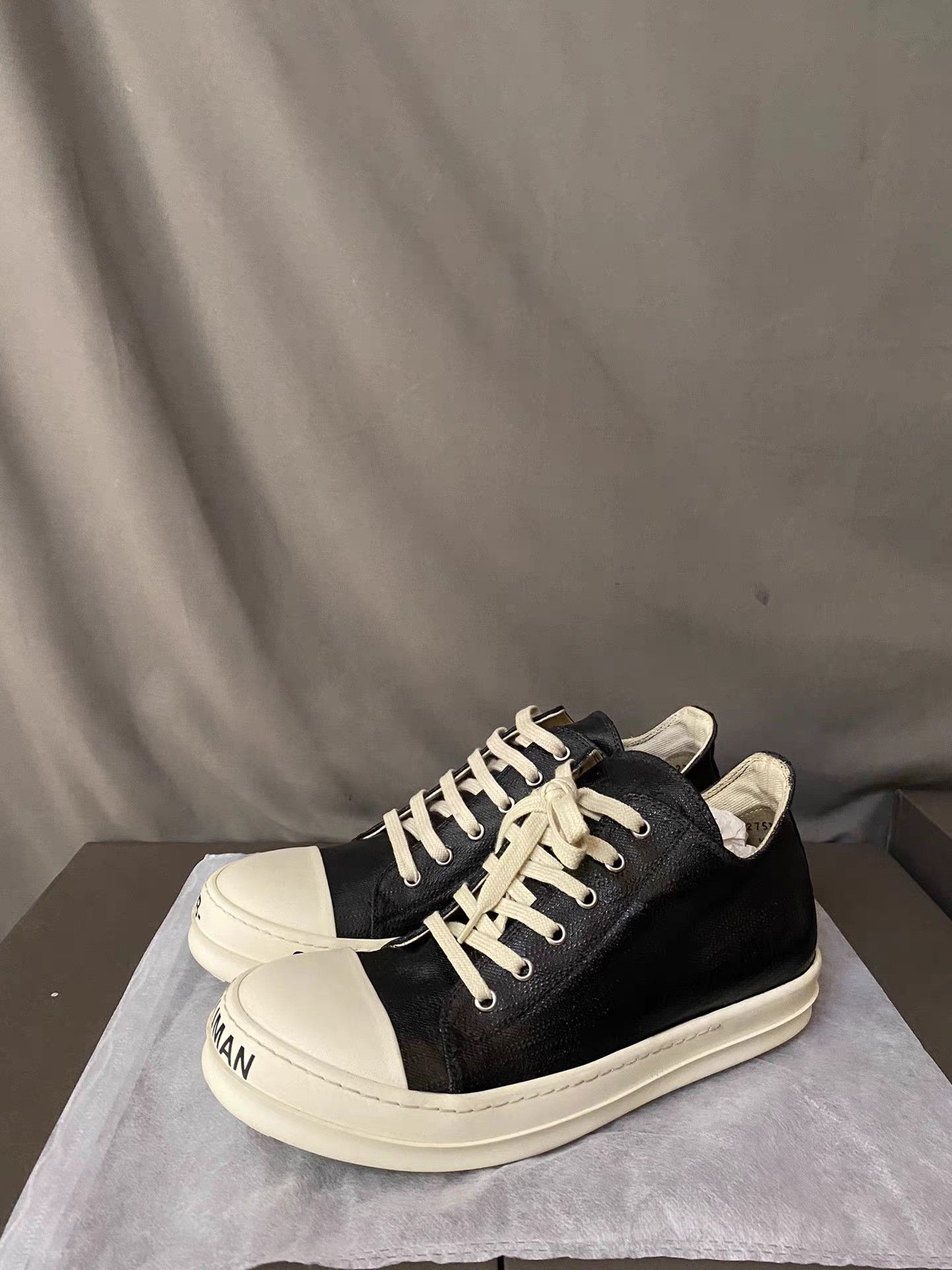 Rick Owens Brand New Rick Owens DRKSHDW Waxed Low Top with Toe Logo Size US 8 / EU 41 - 1 Thumbnail