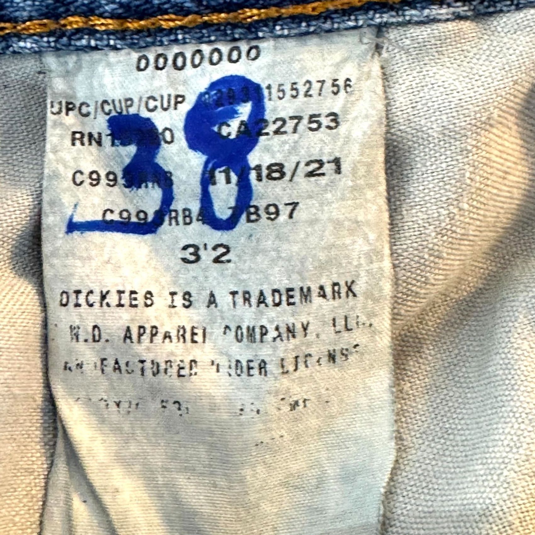 American Eagle Outfitters VINTAGE American Eagle Outfitters Men's Jeans 34 x 32 Blue Denim Mid-Rise Straight Size US 34 / EU 50 - 4 Thumbnail