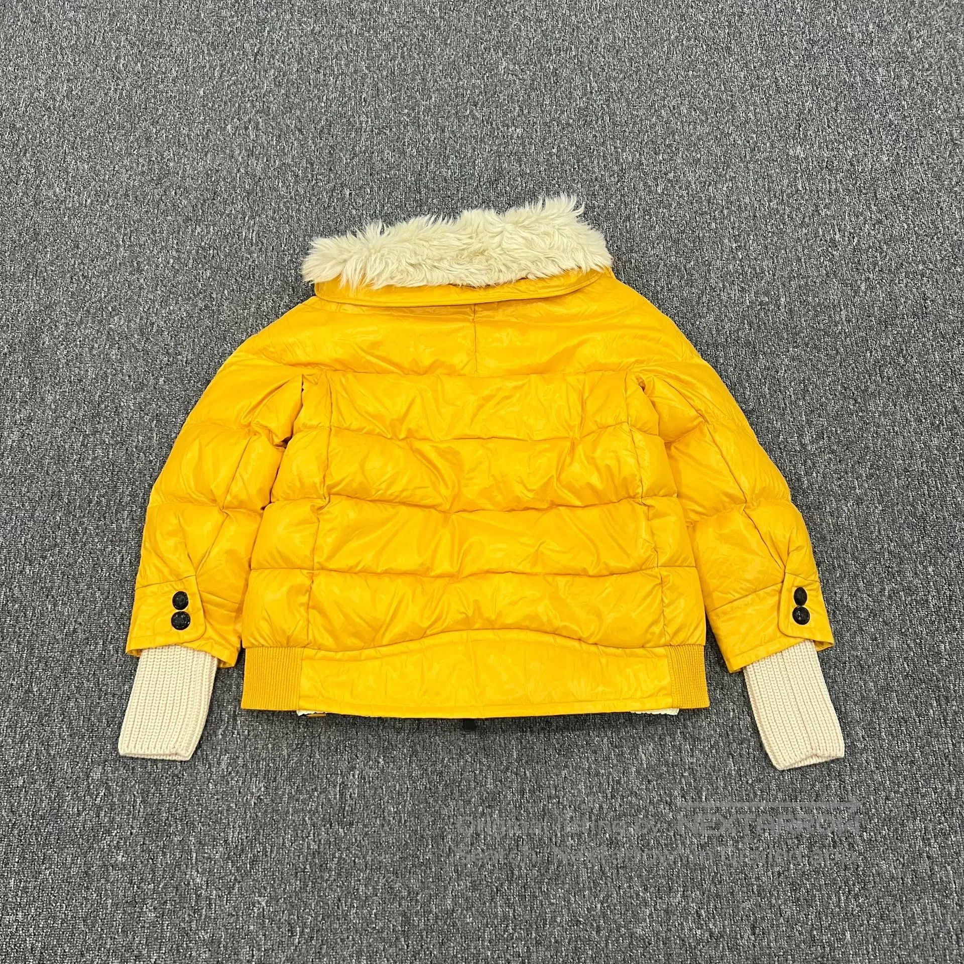 Moncler Moncler size 2 Arabba袖 label; fur-lined ski down jacket| Size M / US 6-8 / IT 42-44 - 2 Thumbnail