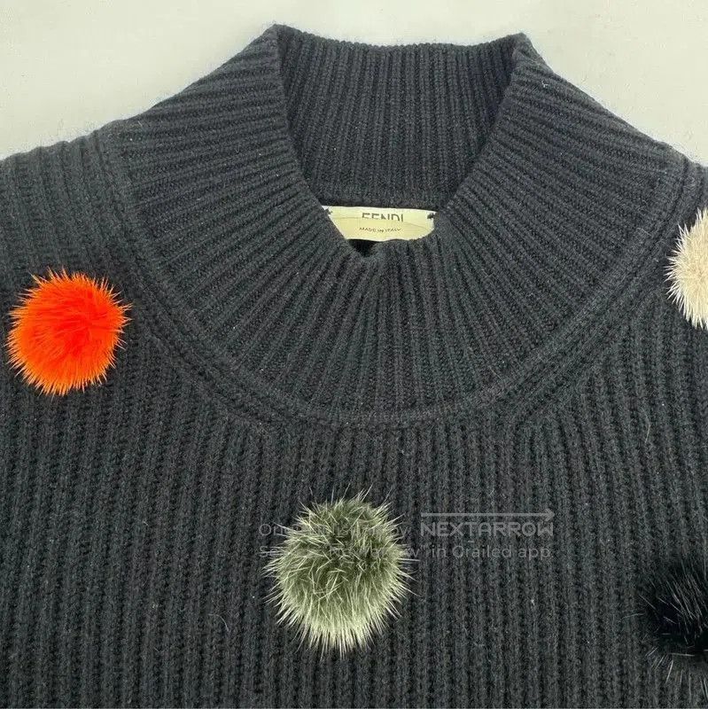Fendi Fendi Black Cashmere High Neck Sweater . Size S / US 4 / IT 40 - 4 Thumbnail