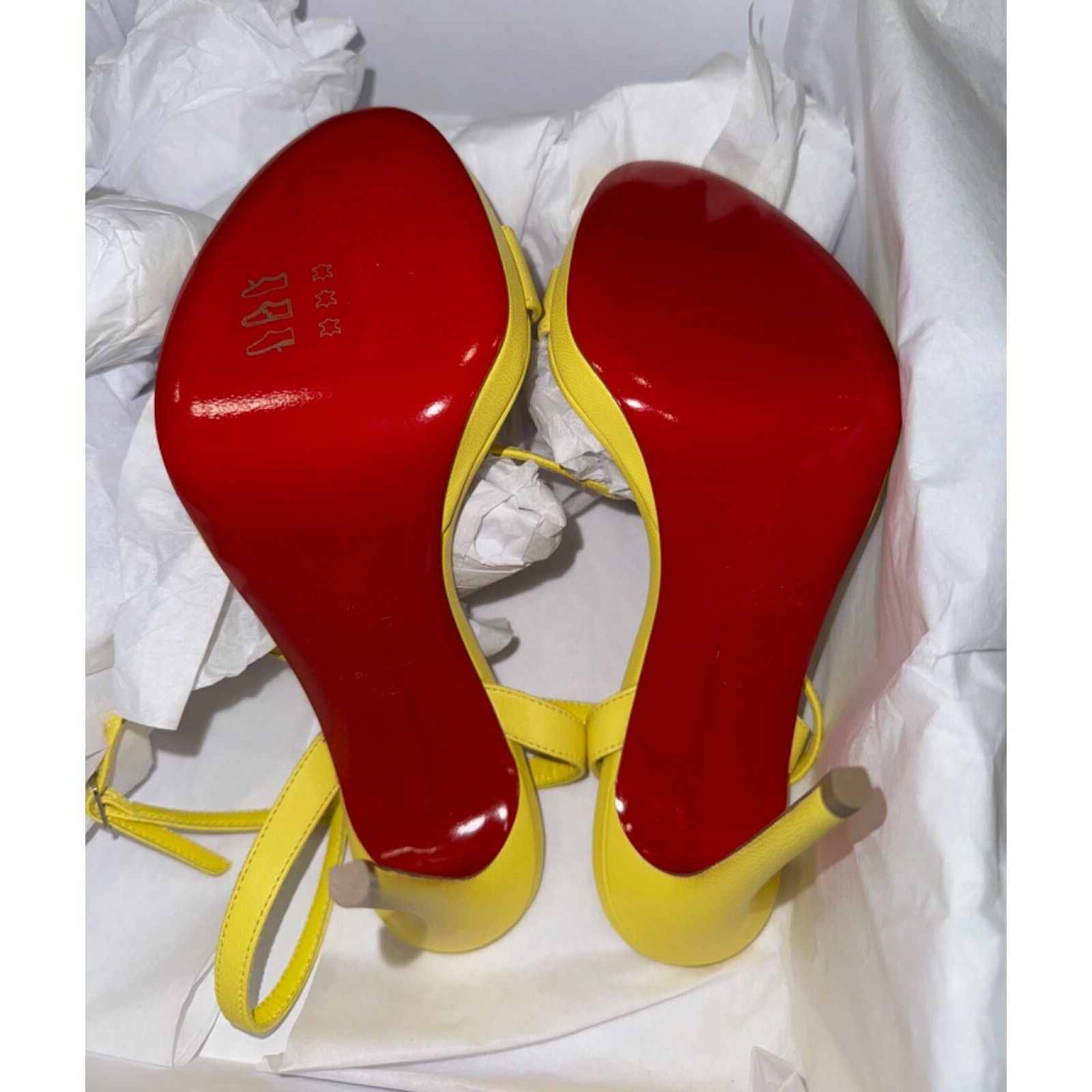 Christian Louboutin Loubi Queen 120 Yellow Nappa Ankle Strap Sandal Heel Pump 35 Size US 5 / IT 35 - 11 Thumbnail