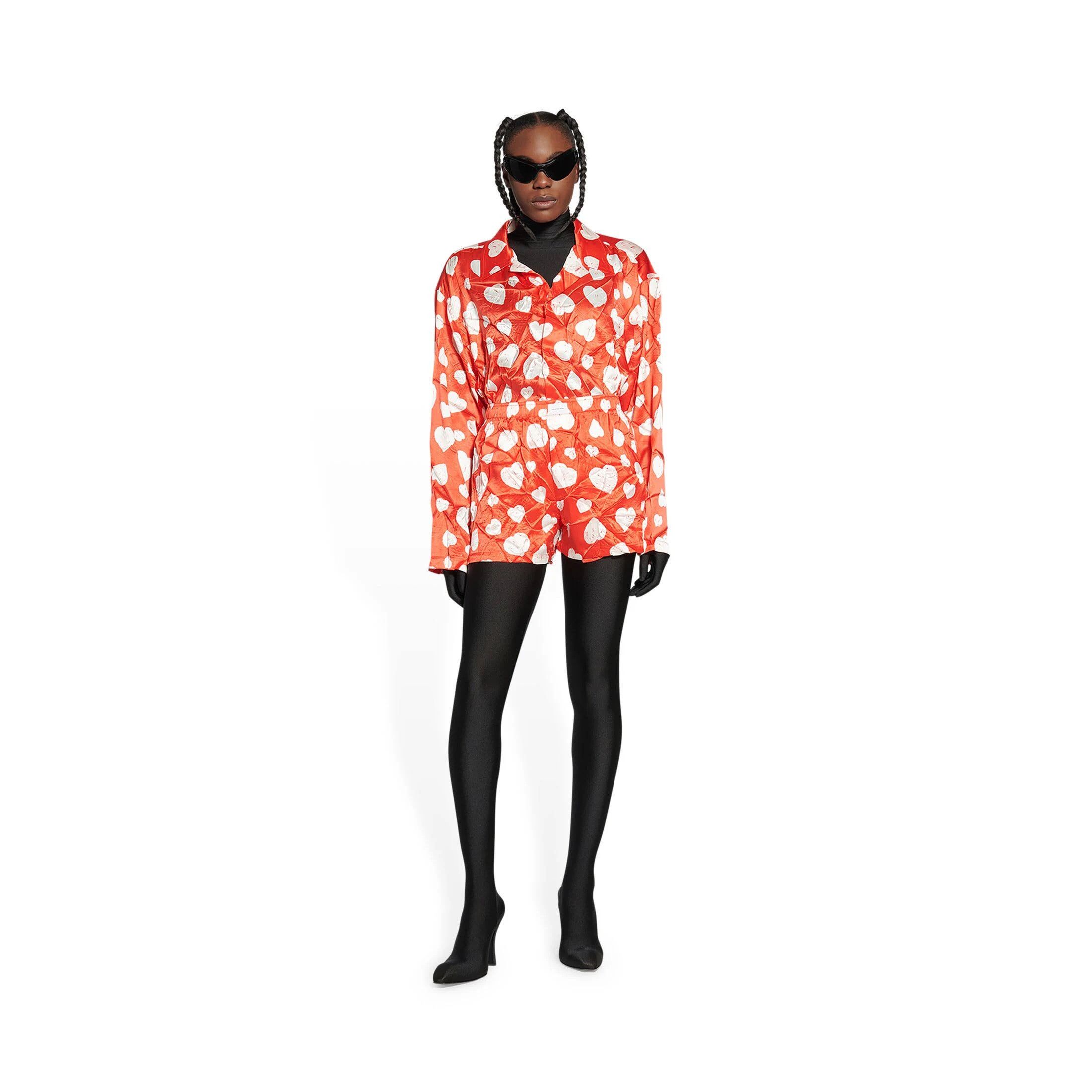 Balenciaga o1bcso1str1124 Qixi Hearts Pyjama Shorts Fit in Red/White Size 27" / US 4 / IT 40 - 2 Thumbnail