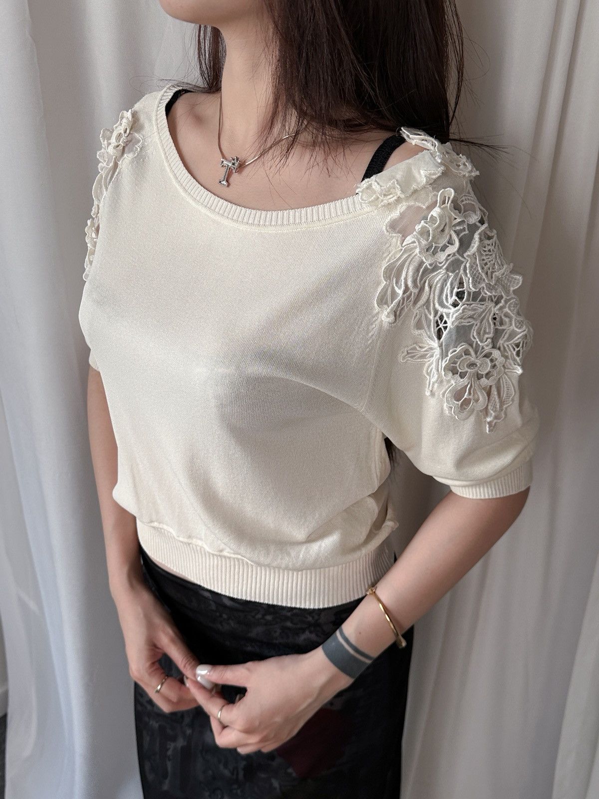 Ermanno Scervino Ermanno Scervino lace detail knit top Size M / US 6-8 / IT 42-44 - 2 Thumbnail