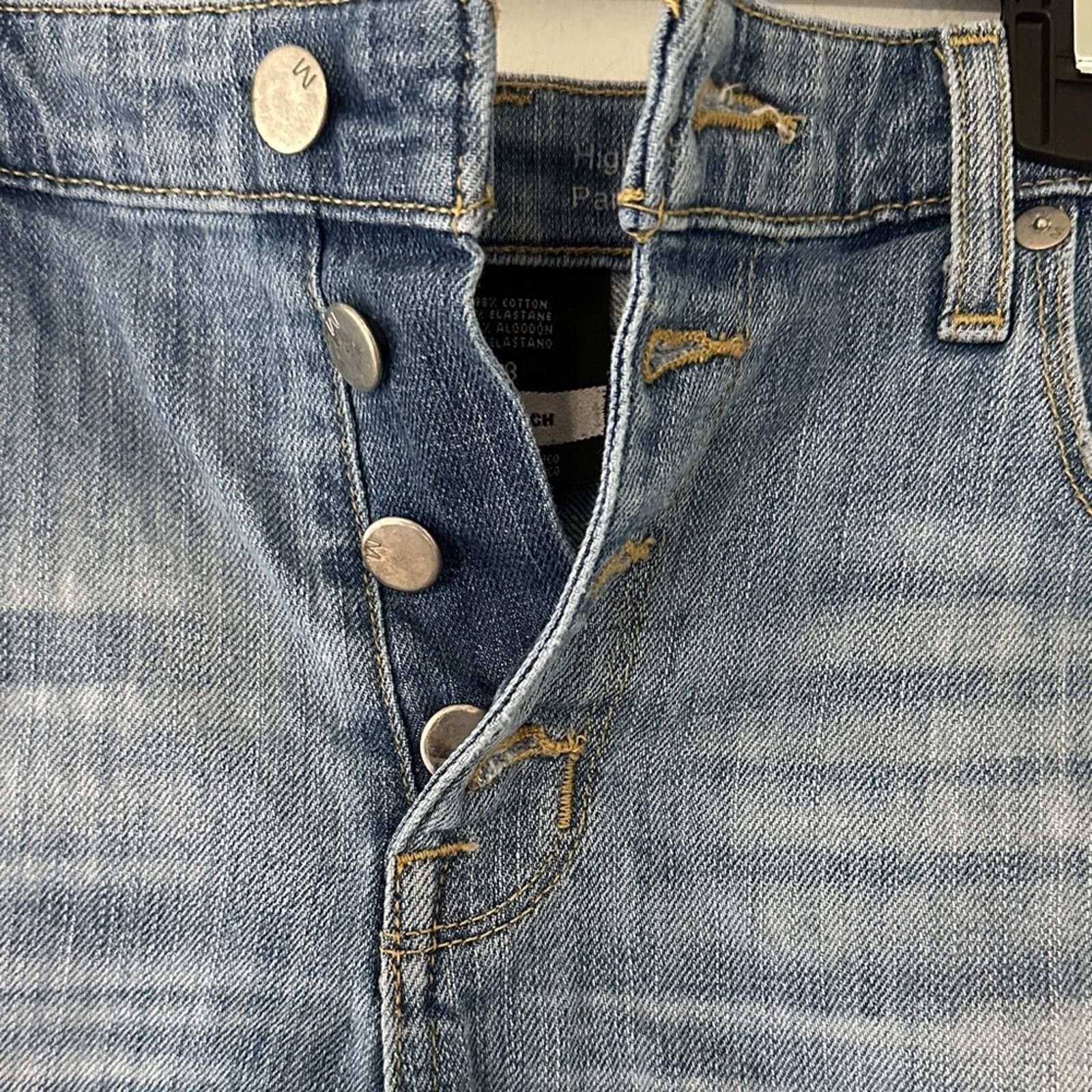 Designer Mossimo Supply Co. Denim Blue Jean Shorts Size 30" / US 8 / IT 44 - 3 Thumbnail