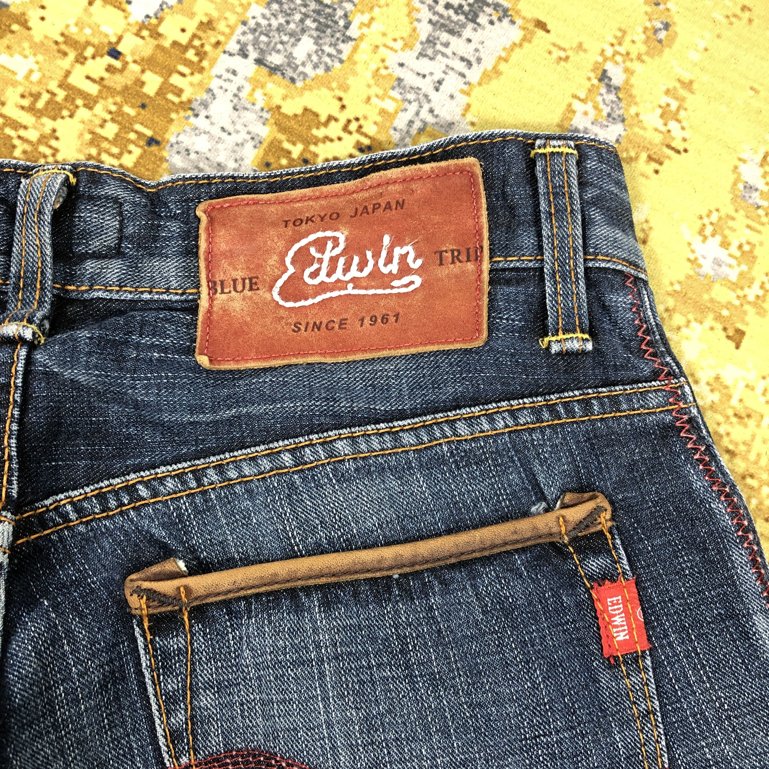 Edwin × Vintage Vintage Edwin Flare Jeans Blue Trip Denim 29 x 30.5 L1278 Size 29" - 7 Thumbnail