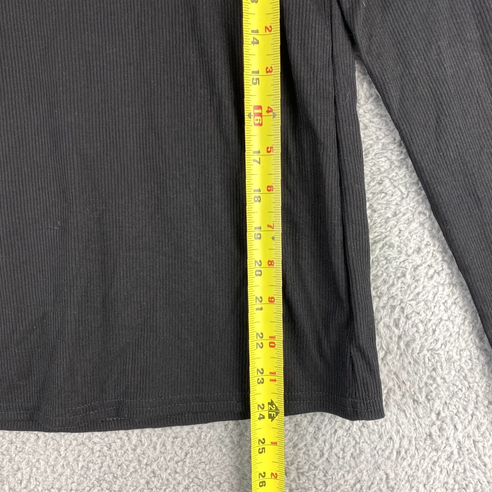 Calvin Klein Calvin Klein Top Women Sz L Black Crew Neck Long Sleeve Ribbed Stretch/ 40-39 Size L / US 10 / IT 46 - 5 Thumbnail