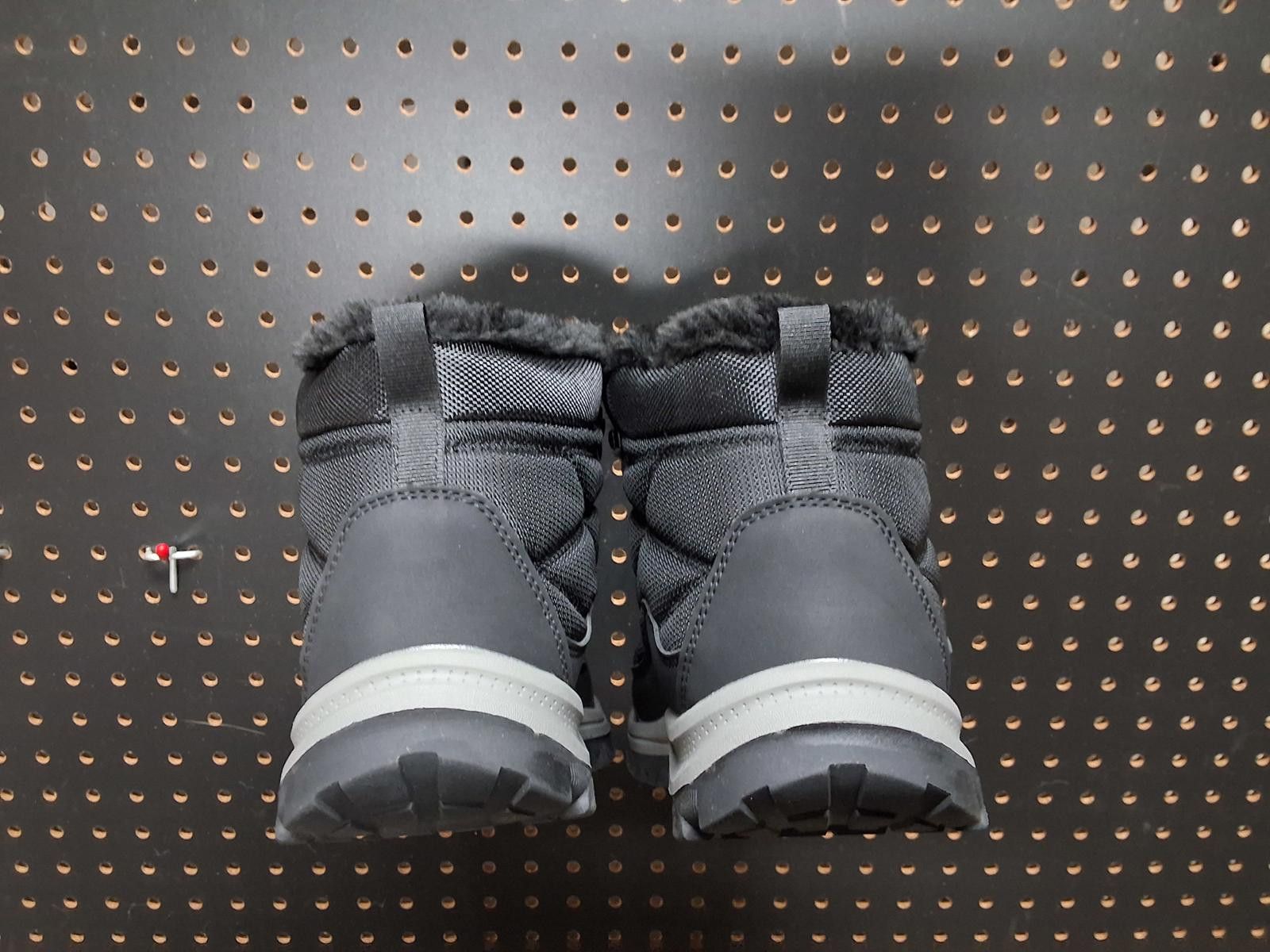 Unknown London Cozy Black Women's Winter Boots - Act Fast, Stay Warm! Size US 7.5 / IT 37.5 - 5 Thumbnail