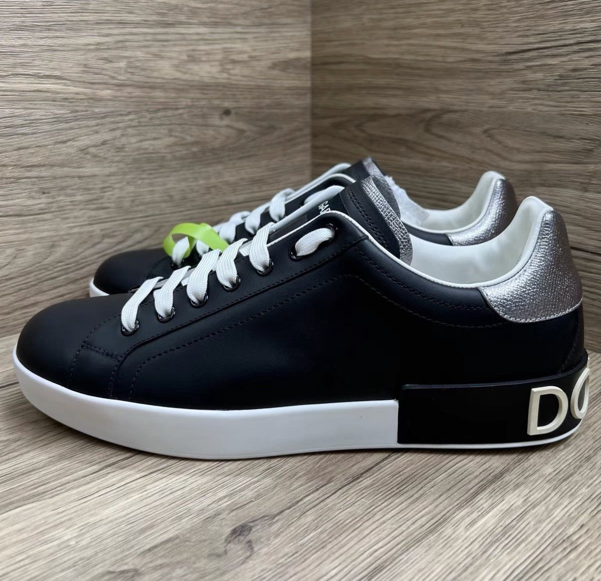 Dolce & Gabbana Dolce & Gabbana Black White Silver-Tail Sneakers J41 Size US 9.5 / EU 42-43 - 1 Thumbnail