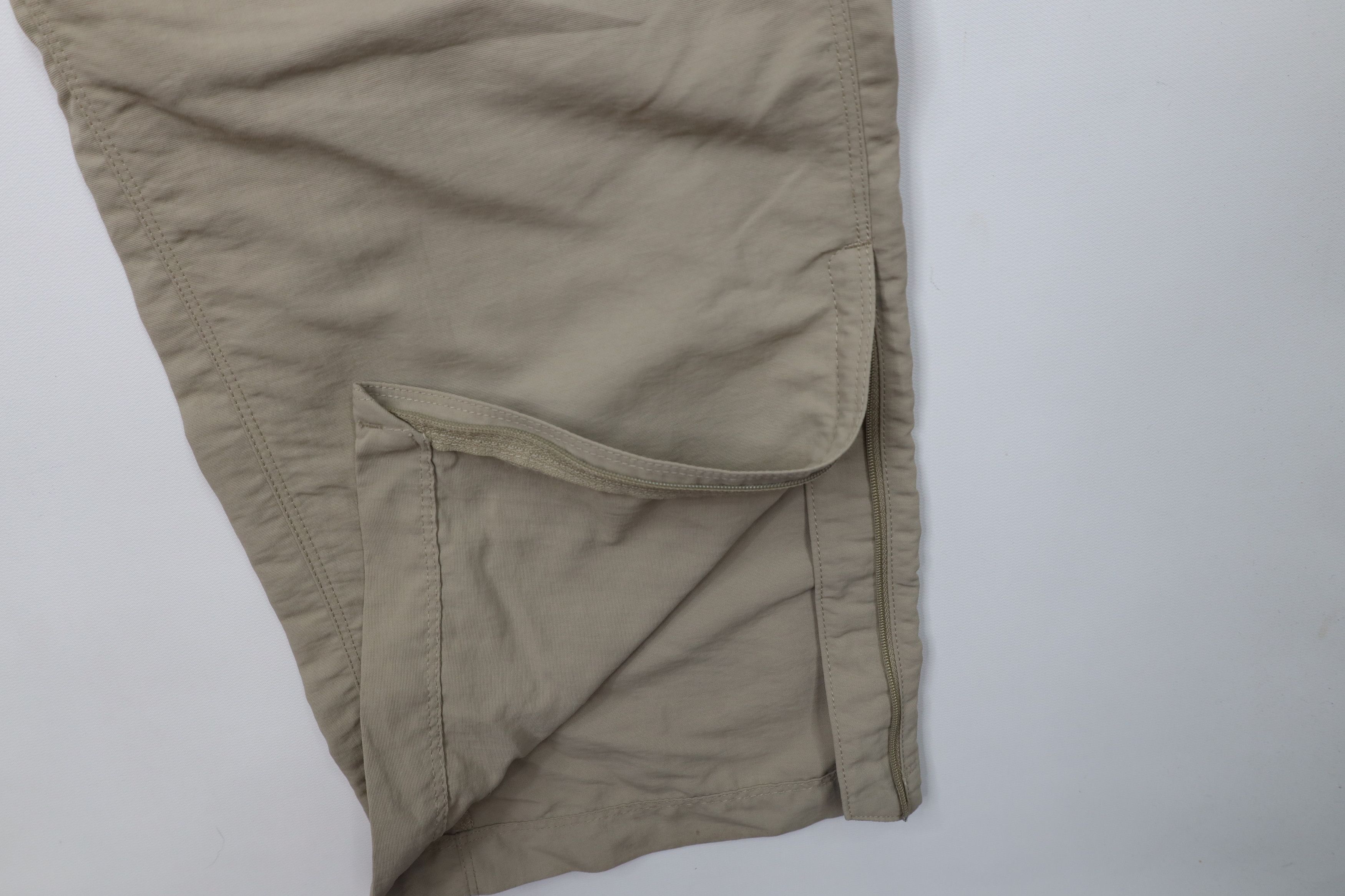 The North Face Vintage The North Face Wide Leg Cargo Pants Shorts Size US 38 / EU 54 - 5 Thumbnail