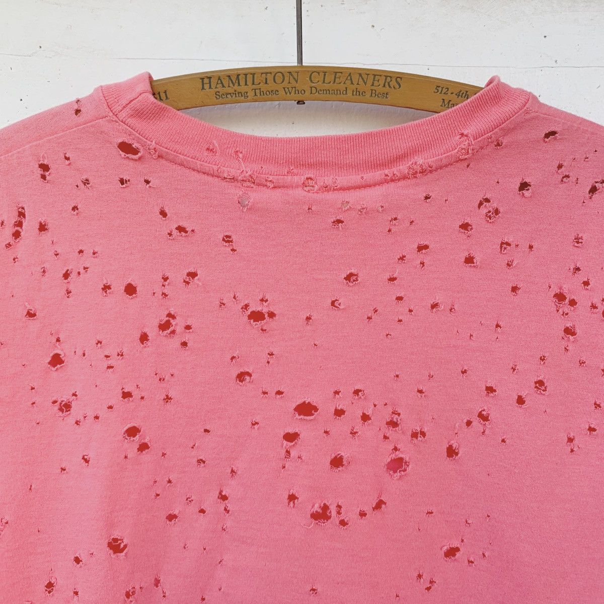 Vintage 90s Thrashed Sun Faded Pink Blank Tee Distressed ERD GRUNGE Size US M / EU 48-50 / 2 - 3 Thumbnail