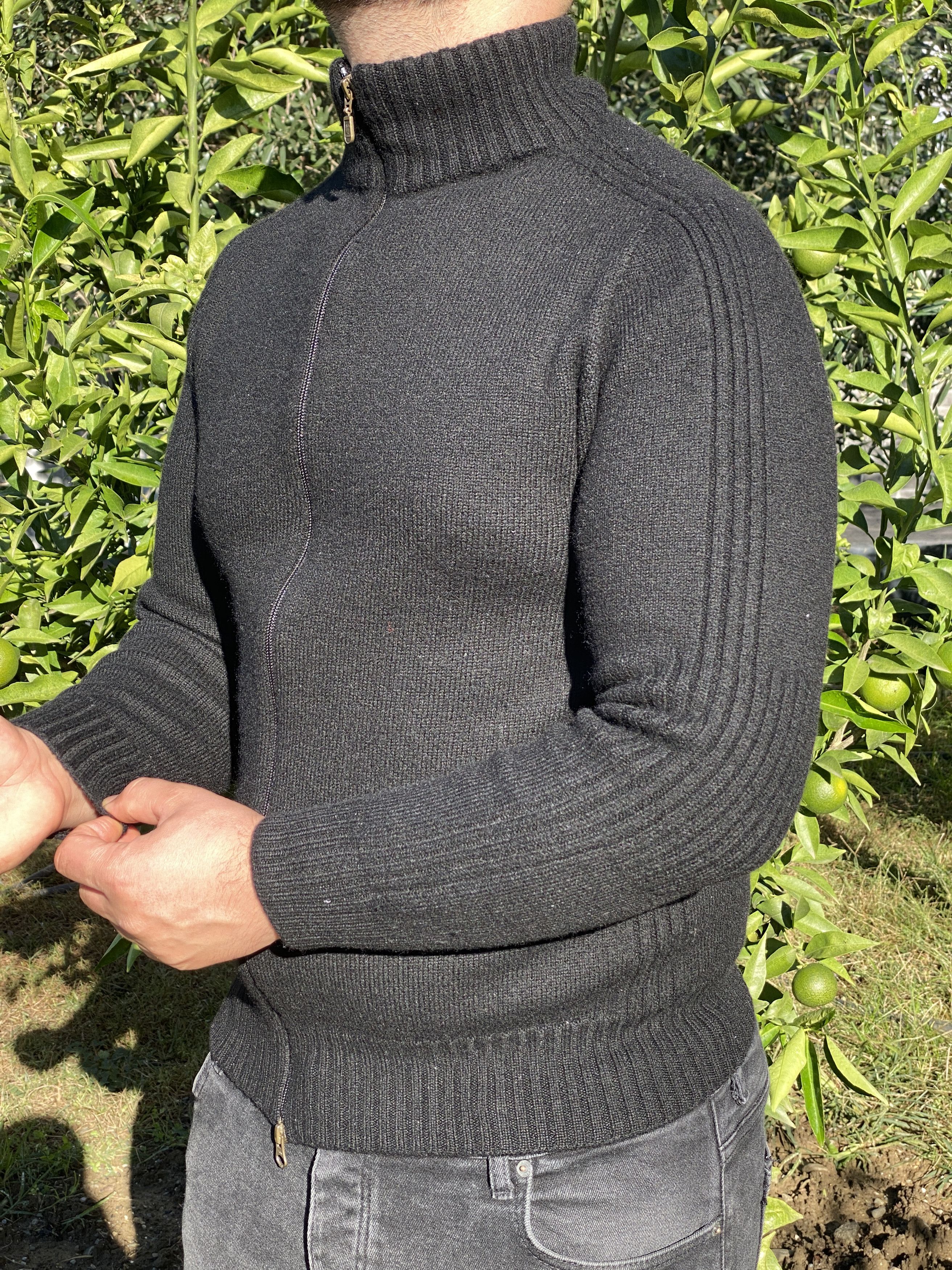 Belstaff Knit Belstaff Pullover Slim Striped SweatShirt Size M 48 50 Size US M / EU 48-50 / 2 - 1 Thumbnail