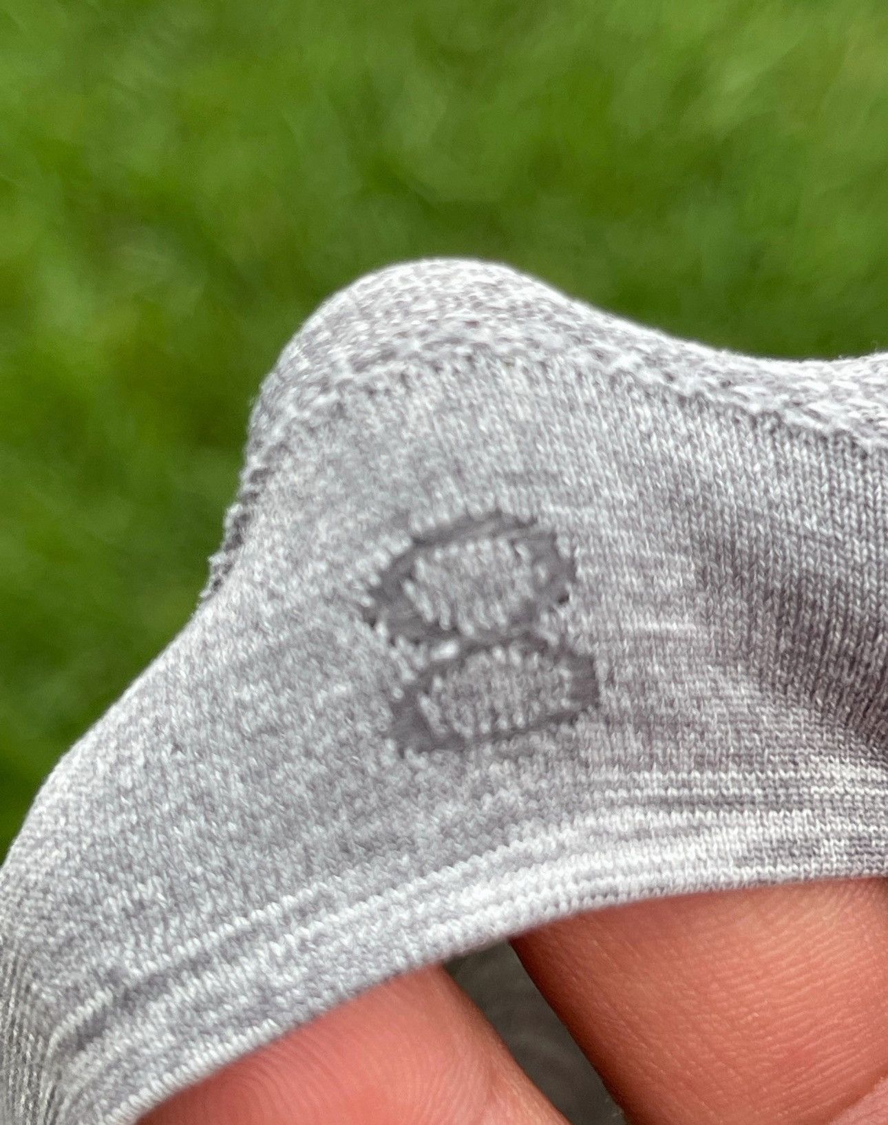 Lululemon Lululemon Swiftly Tech Long Sleeve Womens 8 Gray Thumb Holes Size M / US 6-8 / IT 42-44 - 5 Thumbnail