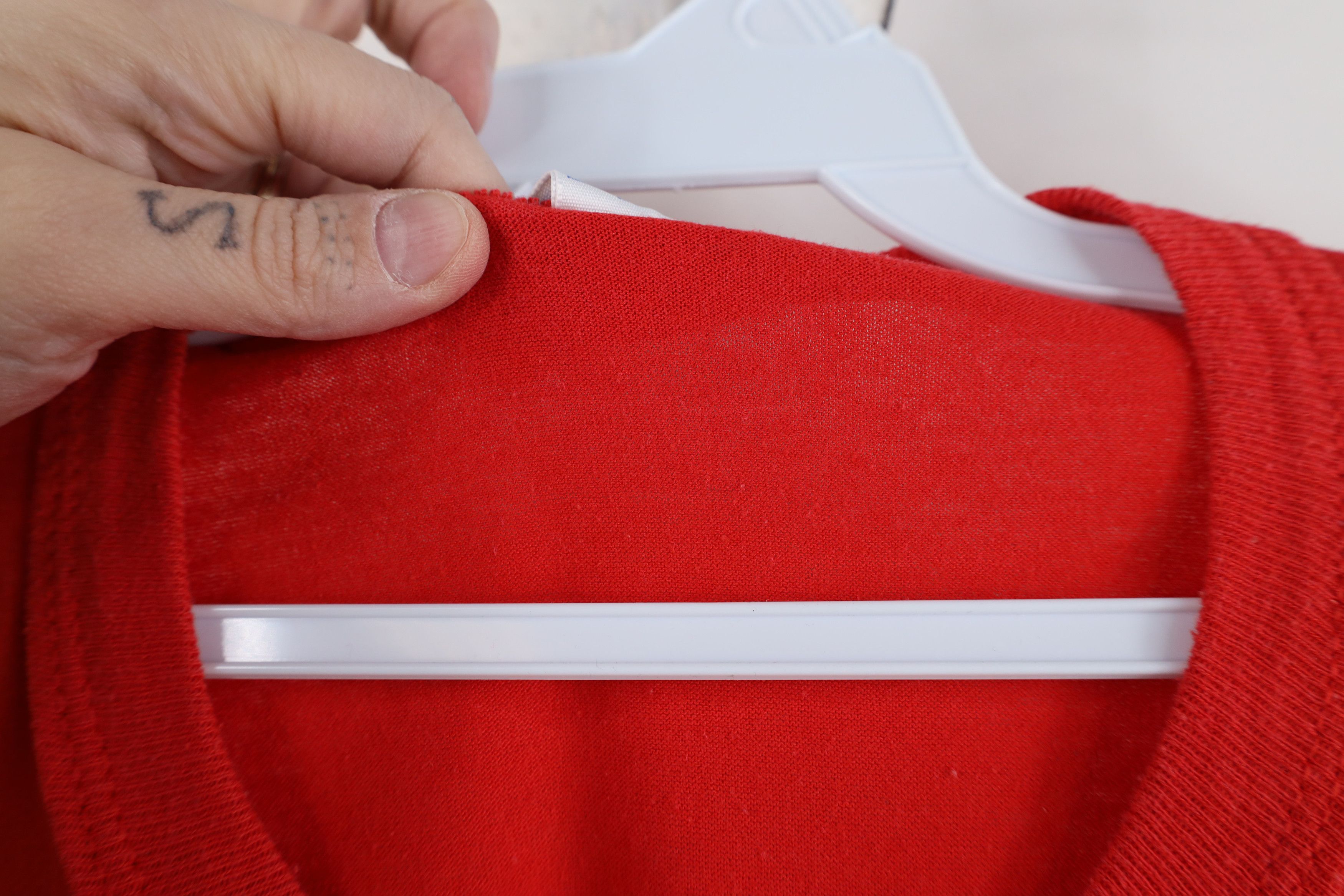 Russell Athletic Vintage 80s 90s Russell Athletic Blank Knit T-Shirt Red USA Size US L / EU 52-54 / 3 - 5 Thumbnail