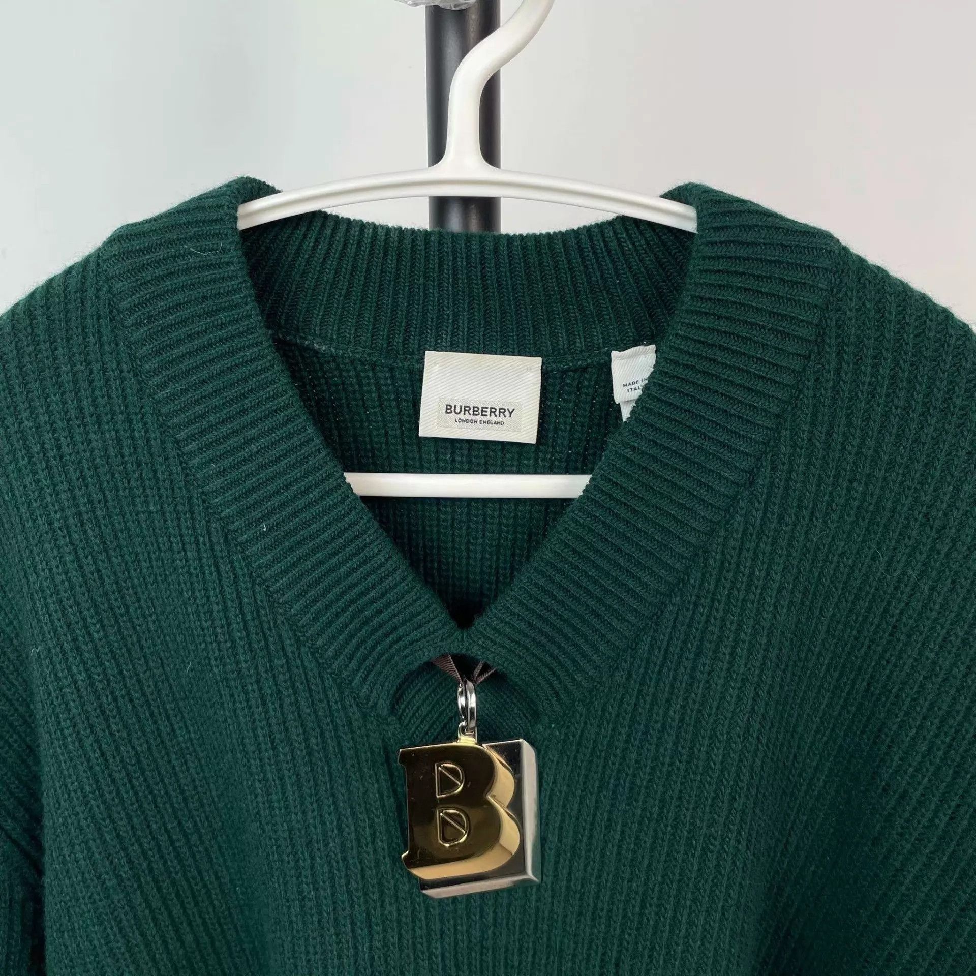 Burberry Burberry green XS sweater Size US XS / EU 42 / 0 - 4 Thumbnail