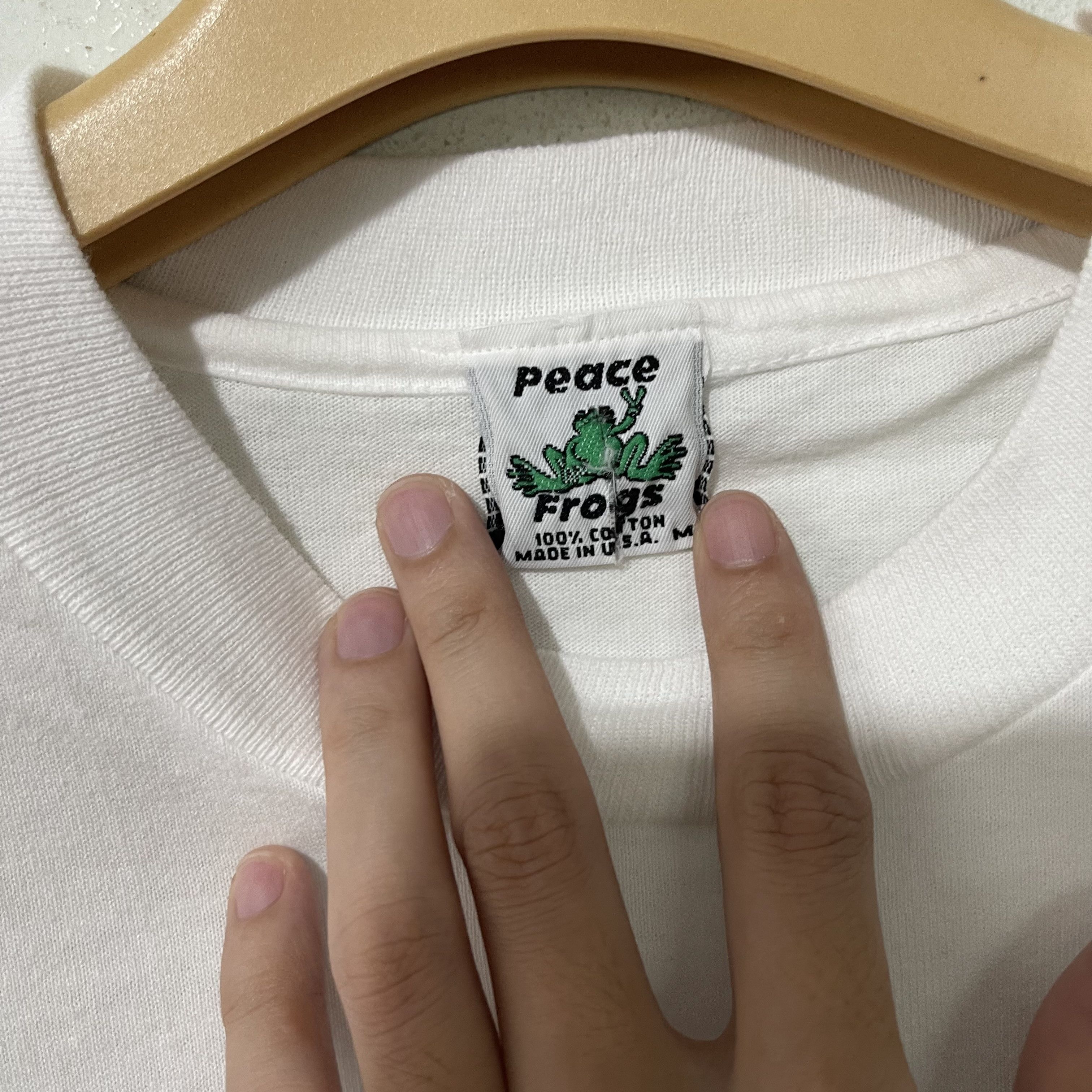 Vintage Vintage 90s Peace Frogs Race Team T-Shirt Size US M / EU 48-50 / 2 - 6 Thumbnail
