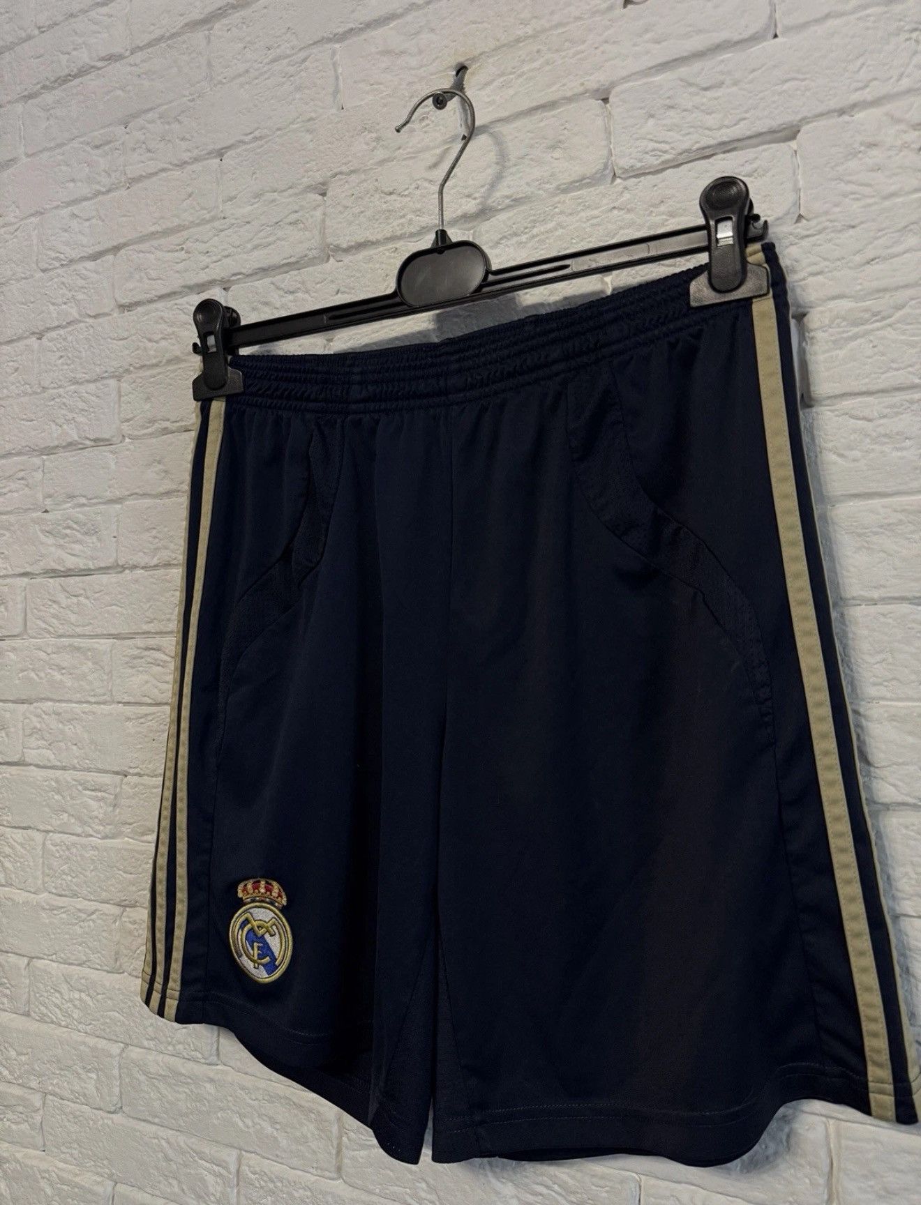 Adidas Rare Adidas Real Madrid Away Footballsuit Jersey+Shorts07\08 Size US XL / EU 56 / 4 - 11 Thumbnail