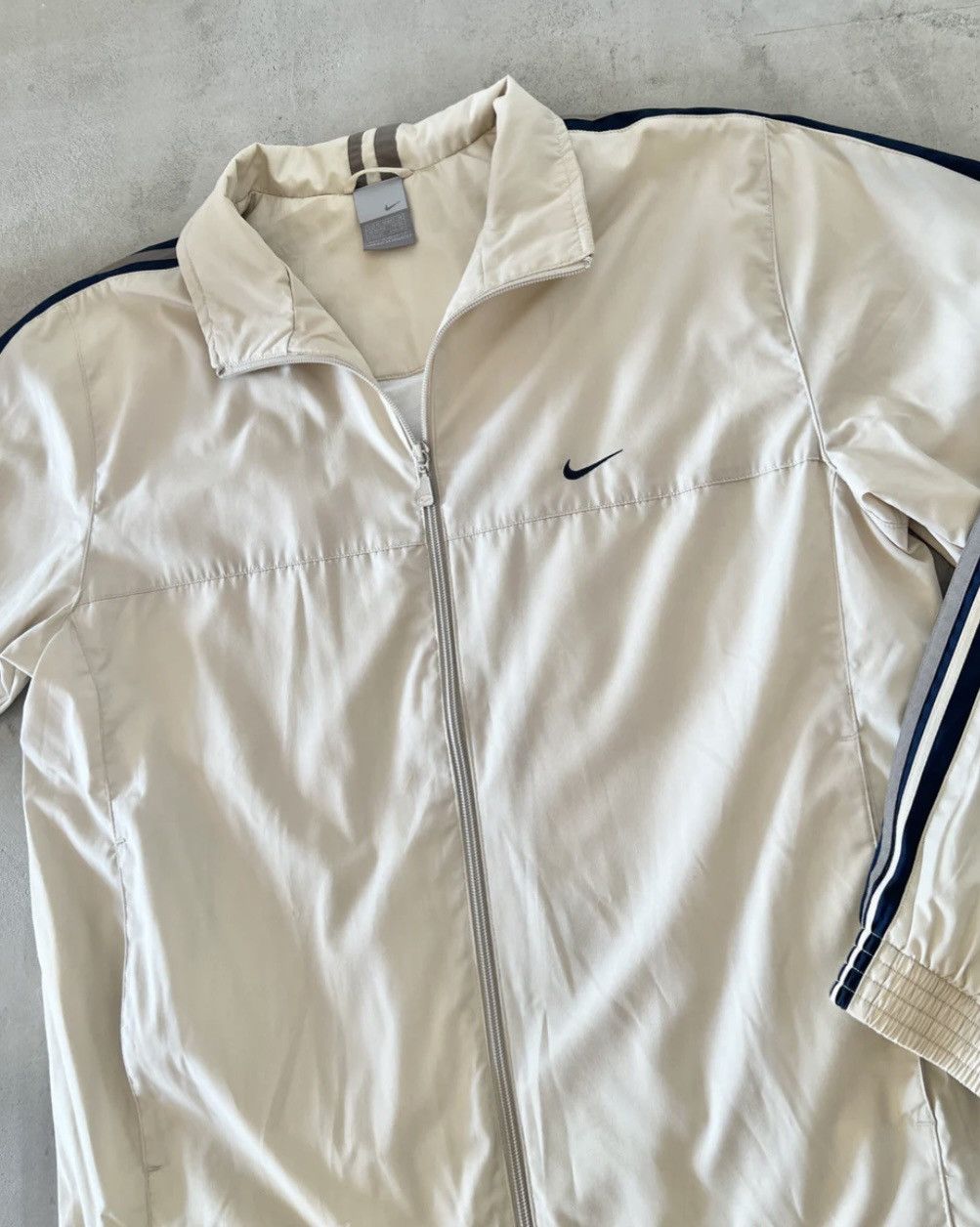 Nike Creme Nike Jacket - 2000s - Rare Size US M / EU 48-50 / 2 - 4 Thumbnail
