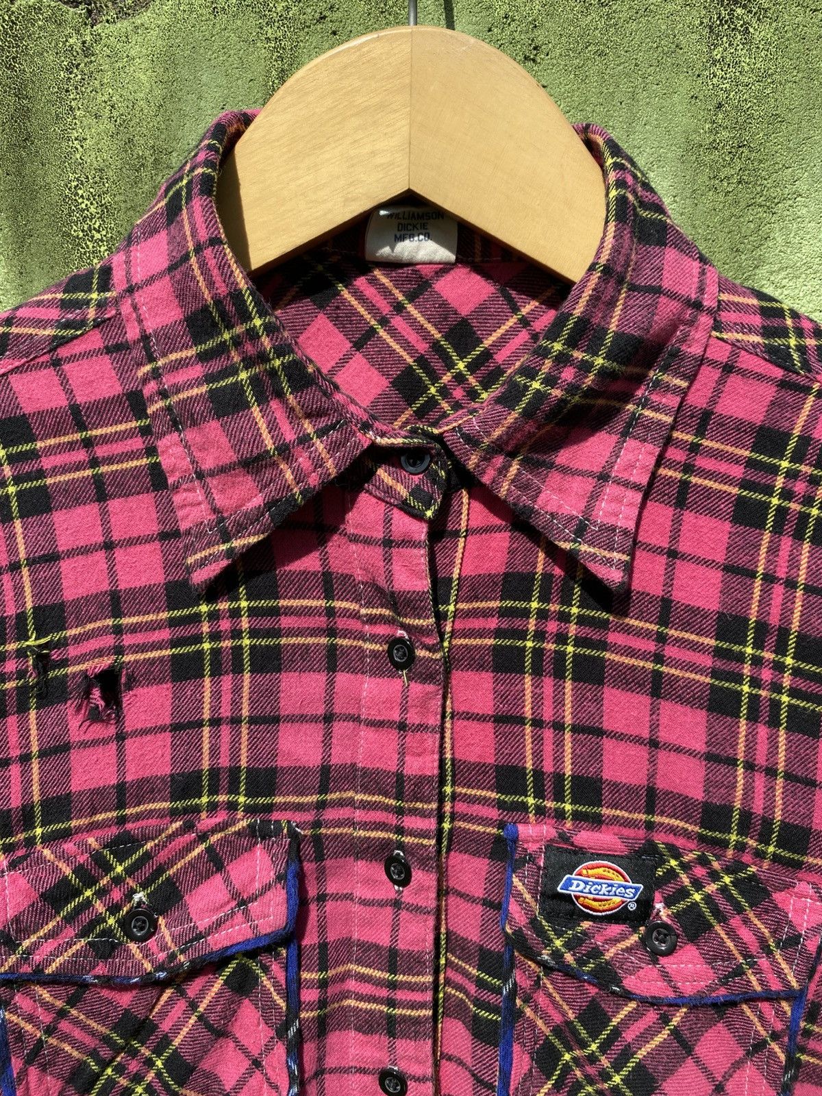 Dickies Dickies Pink Plaid Grunge Flannel Shirt Vintage Workwear Size ONE SIZE - 3 Thumbnail