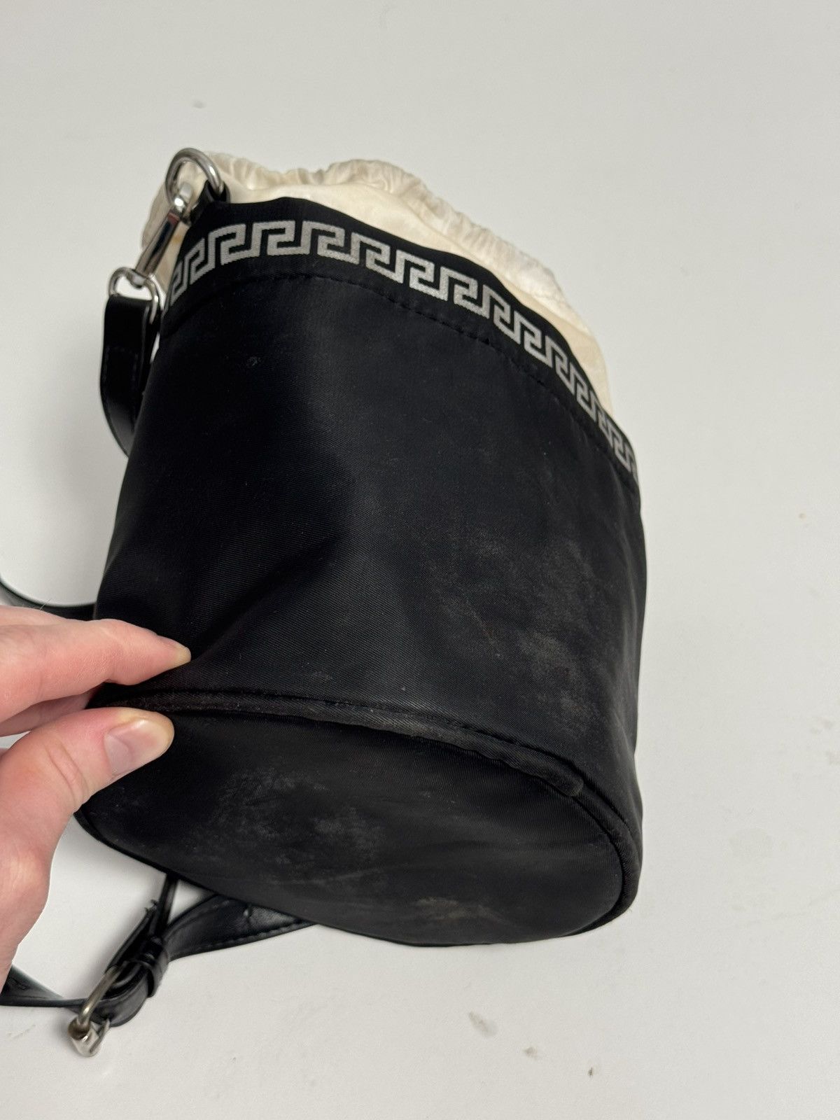 Versace Versace Parfums Black Carry Handbag Totebag And Sports Bag Size ONE SIZE - 22 Thumbnail