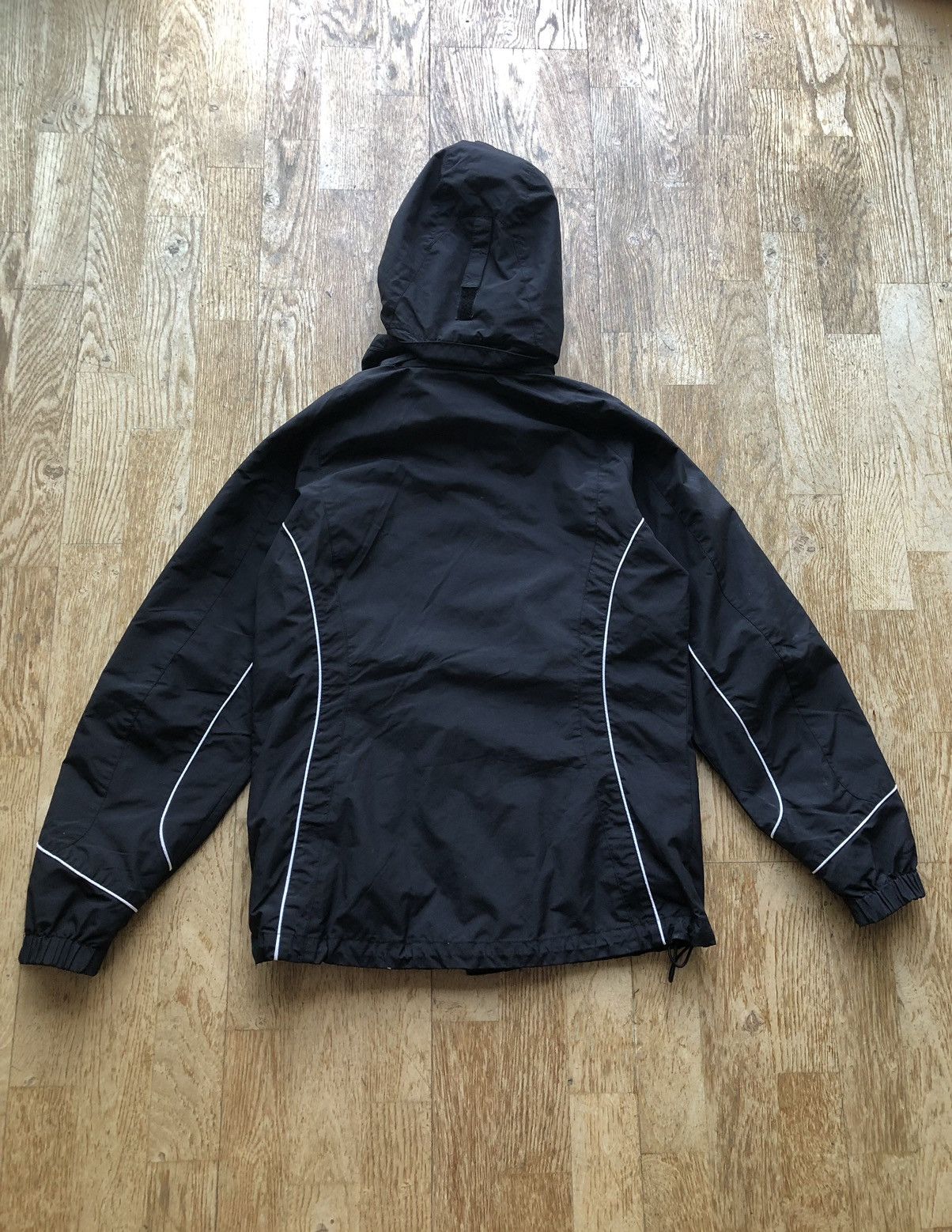 Columbia RARE COLUMBIA VINTAGE QUALITY CLASSIC WINDBREAKER JACKET Size US M / EU 48-50 / 2 - 2 Thumbnail