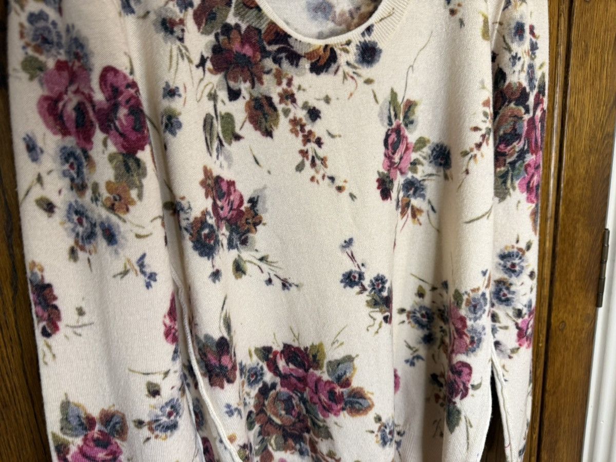Dolce & Gabbana Dolce & Gabbana D&D floral cream sweater 46 y2k archive Size US S / EU 44-46 / 1 - 12 Thumbnail