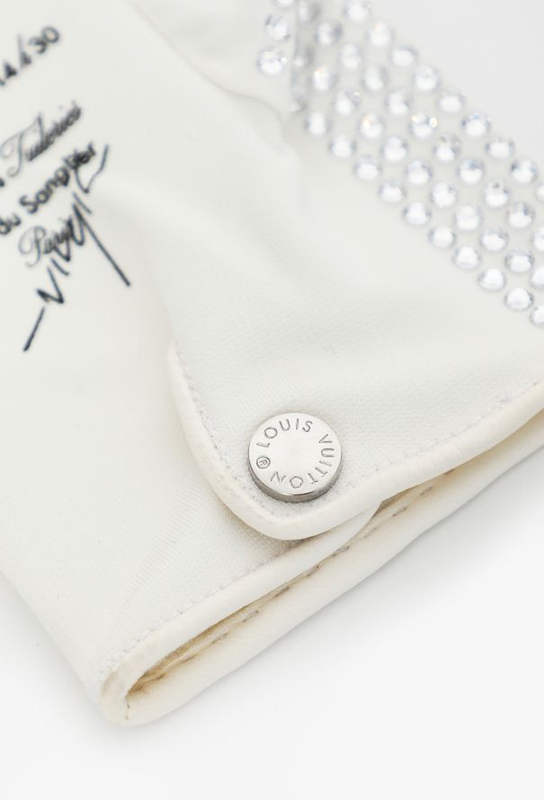 Louis Vuitton Louis Vuitton FW19 Virgil MJ Glove Invite Size ONE SIZE - 6 Thumbnail