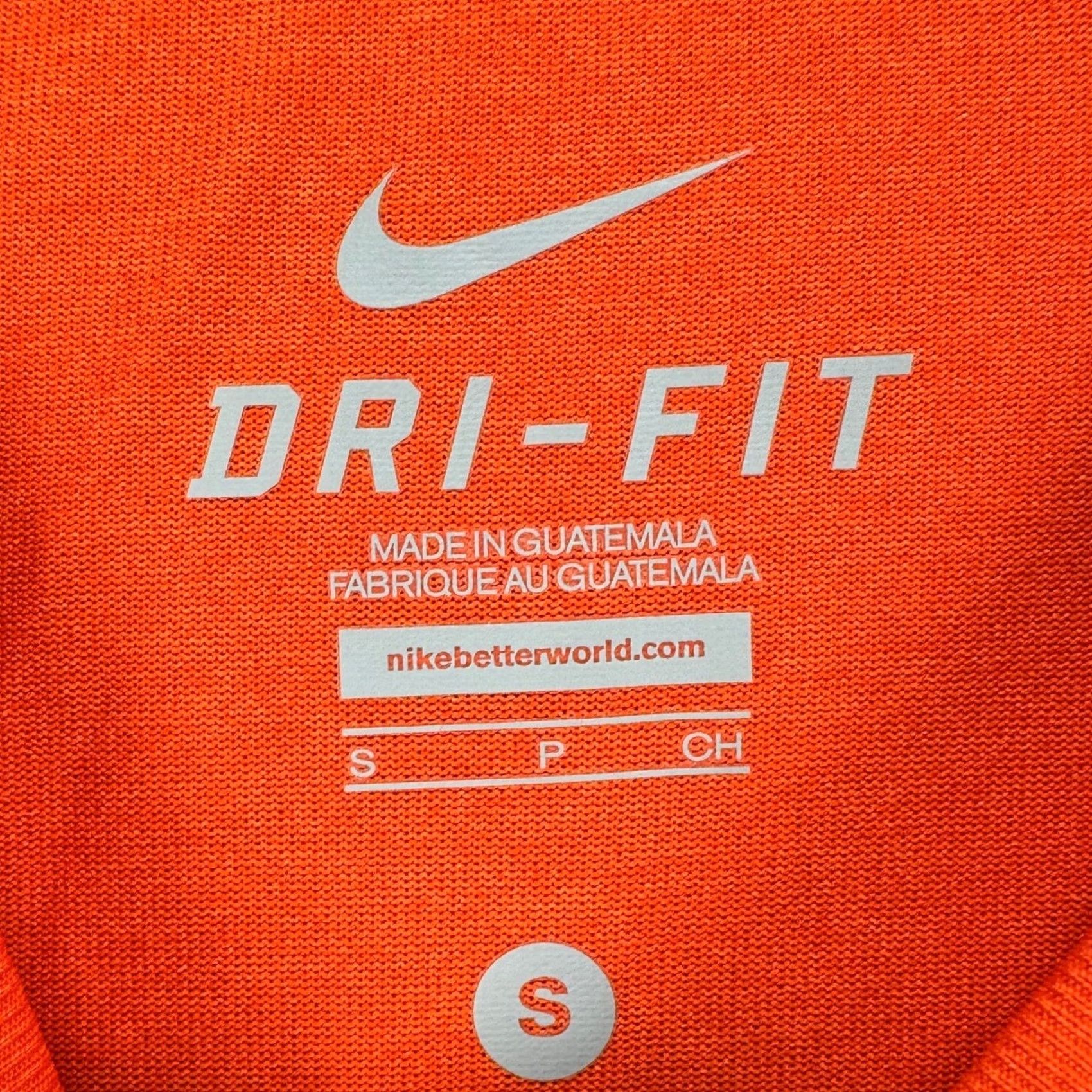 Nike Nike Dri-Fit T-Shirt Long Sleeve Tee Mens Small Orange Crewneck Swoosh Athletic Size US S / EU 44-46 / 1 - 4 Thumbnail