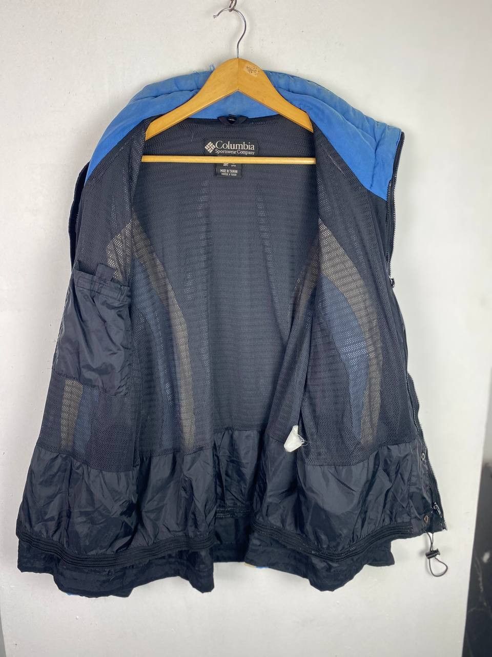 Columbia vintage columbia convert jacket nice design Size US L / EU 52-54 / 3 - 11 Thumbnail