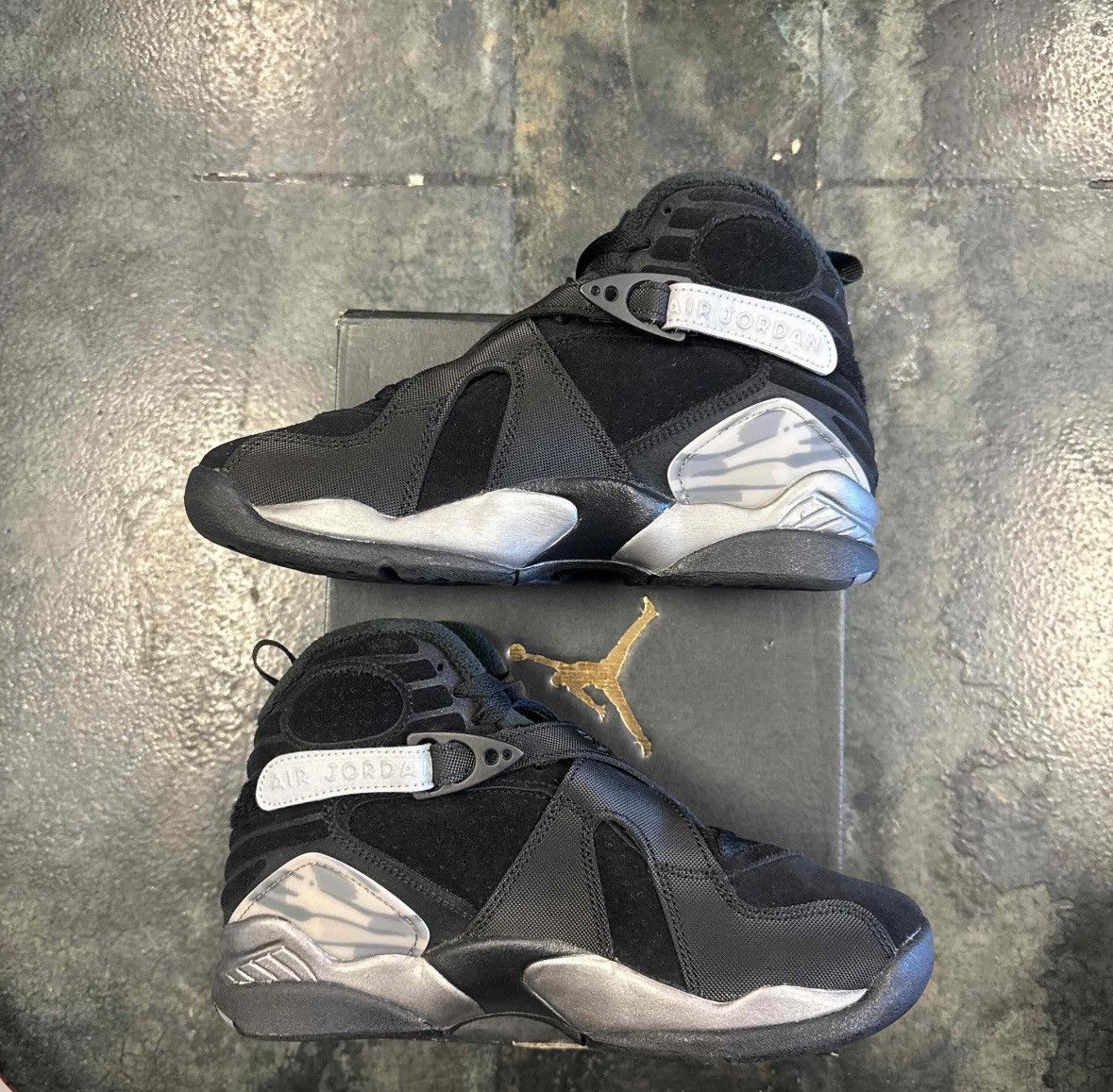 Jordan Brand Jordan 8 Gunsmoke Size US 6.5 / EU 39-40 - 2 Thumbnail