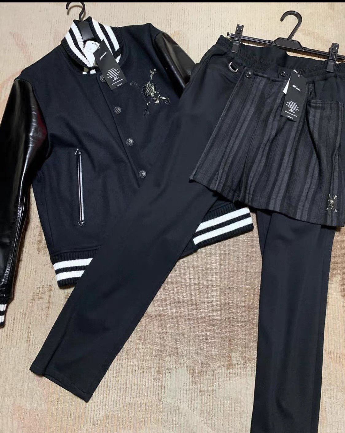 Roen Black Bomber Jacket with Leather Sleeves & Pants Size US S / EU 44-46 / 1 - 1 Thumbnail
