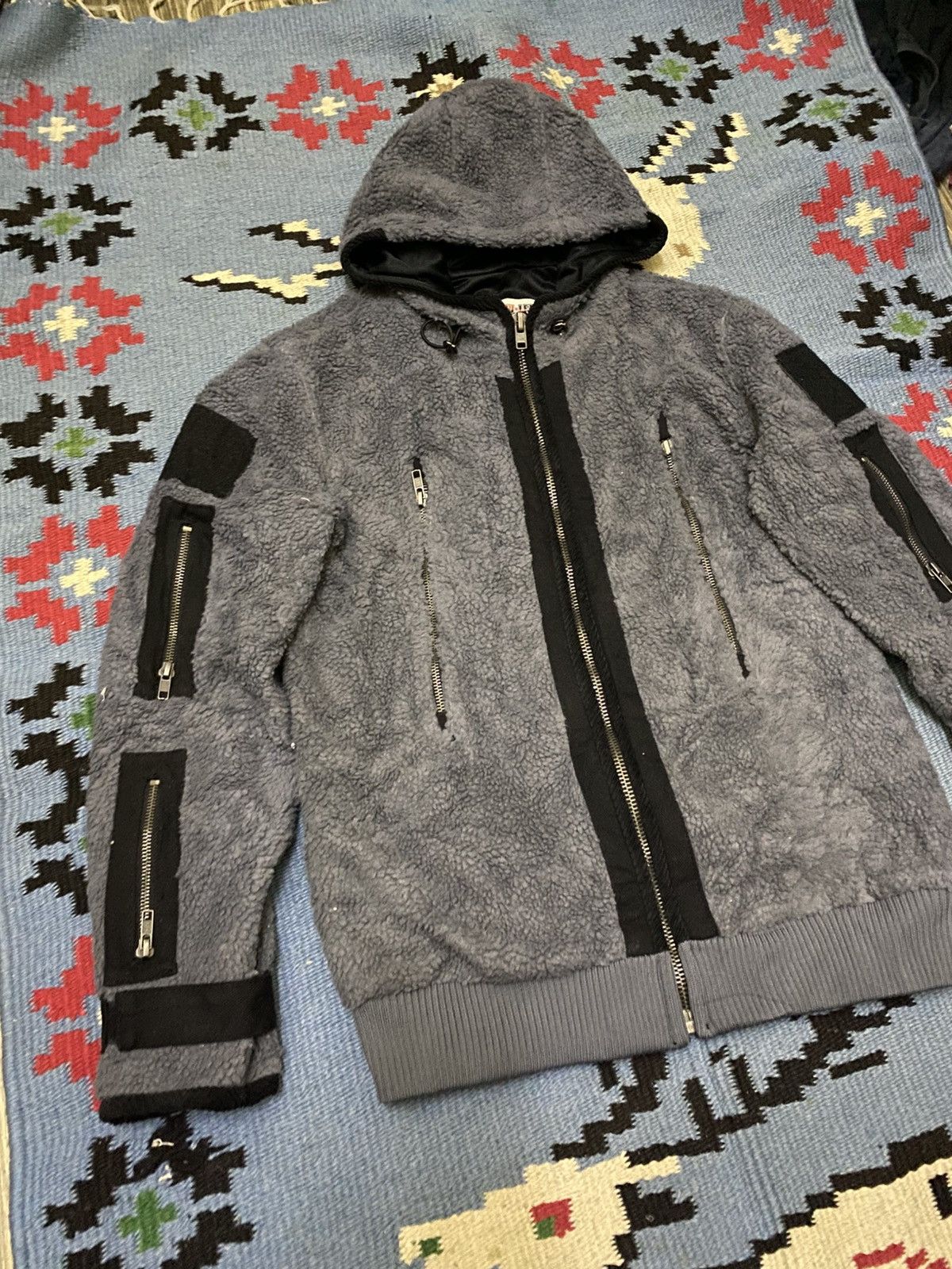 Japanese Brand YUU-LEEN MULTI ZIPPER POCKET FLEECE HOODIE Size US M / EU 48-50 / 2 - 3 Thumbnail