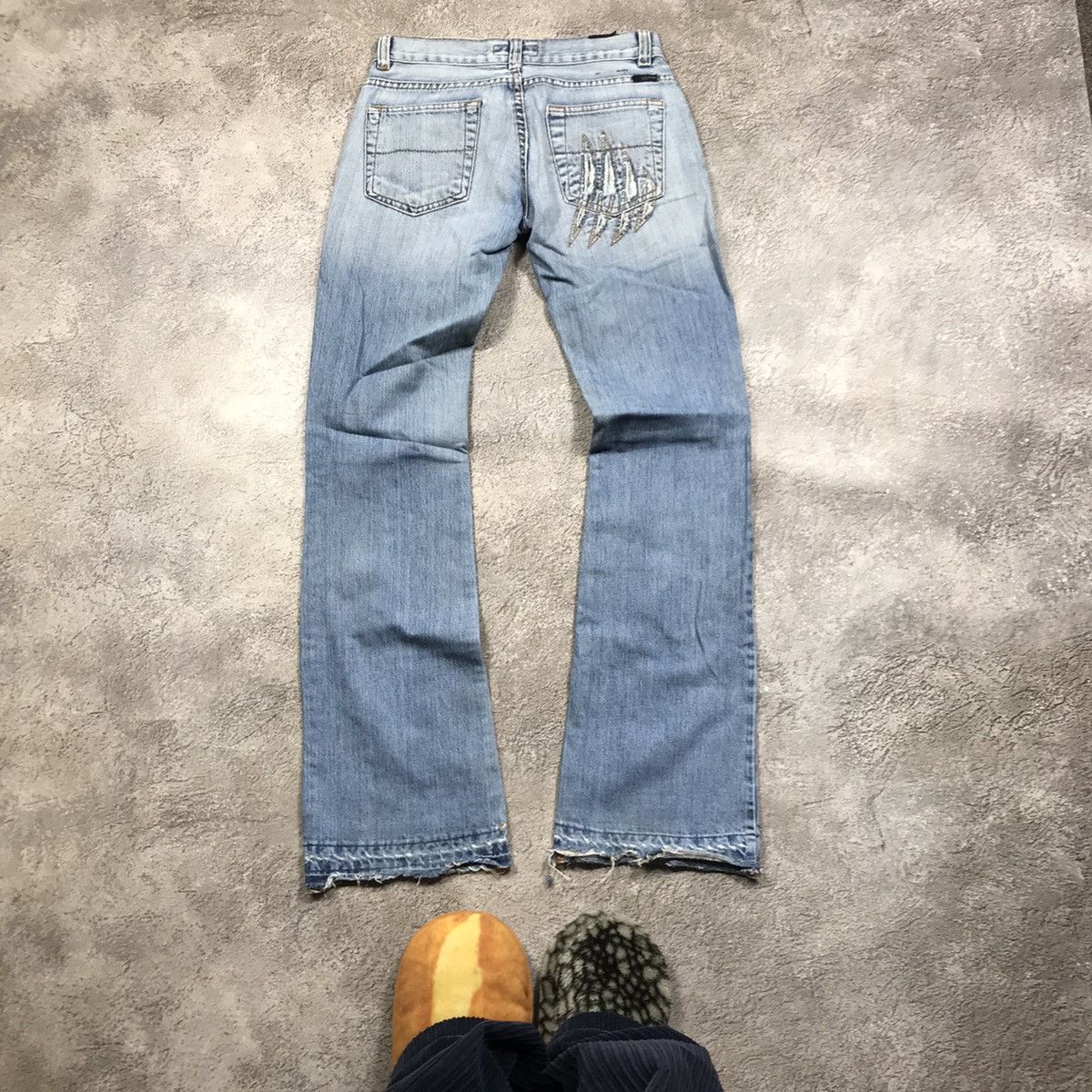 Vintage Vintage 90s Iceberg Distressed Flared Jeans Grunge Japan 28 Size 28" / US 6 / IT 42 - 4 Thumbnail