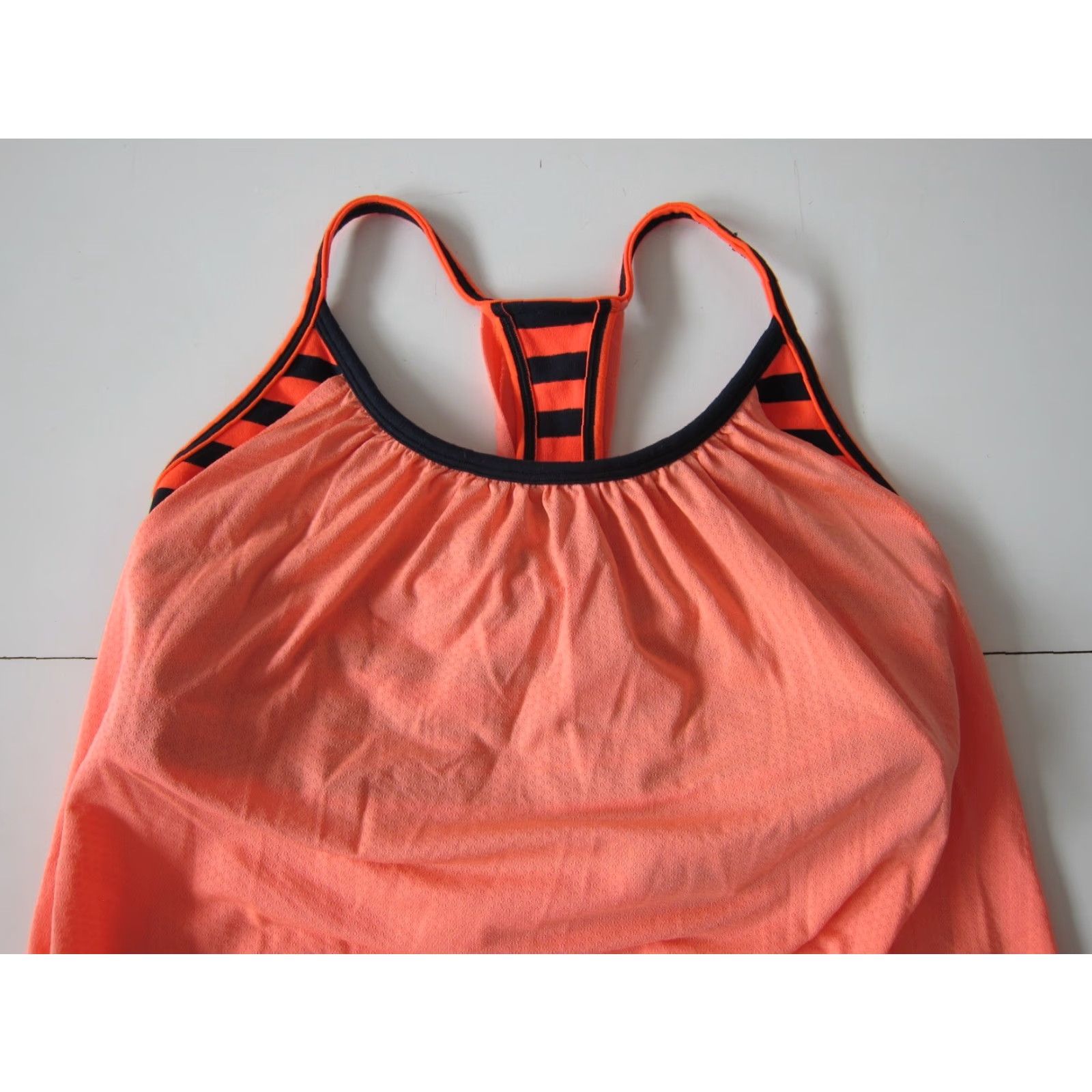 Lululemon Lululemon Orange Blue Stripe Sport Bra Racerback Yoga Run Workout Tank Top S Size S / US 4 / IT 40 - 3 Thumbnail