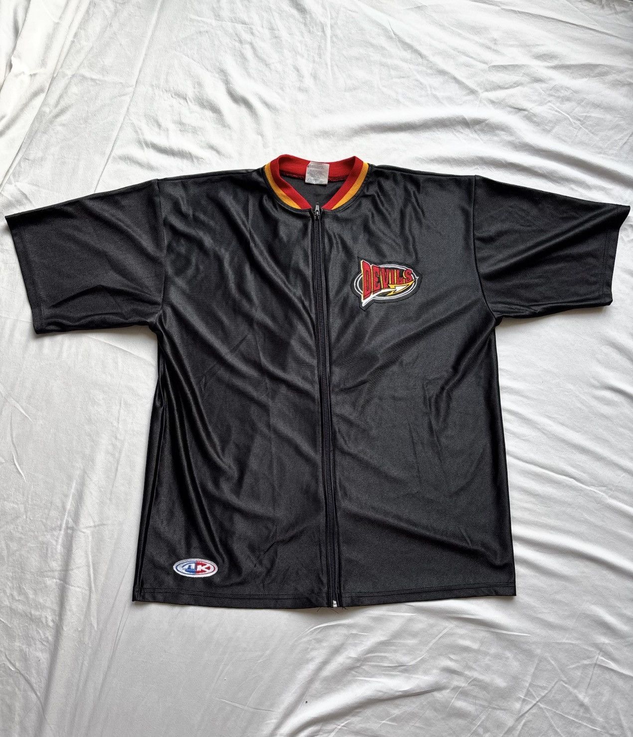 Other Vintage Devils Zip-Front Baseball Jersey – Made in Canada Size US XL / EU 56 / 4 - 1 Thumbnail