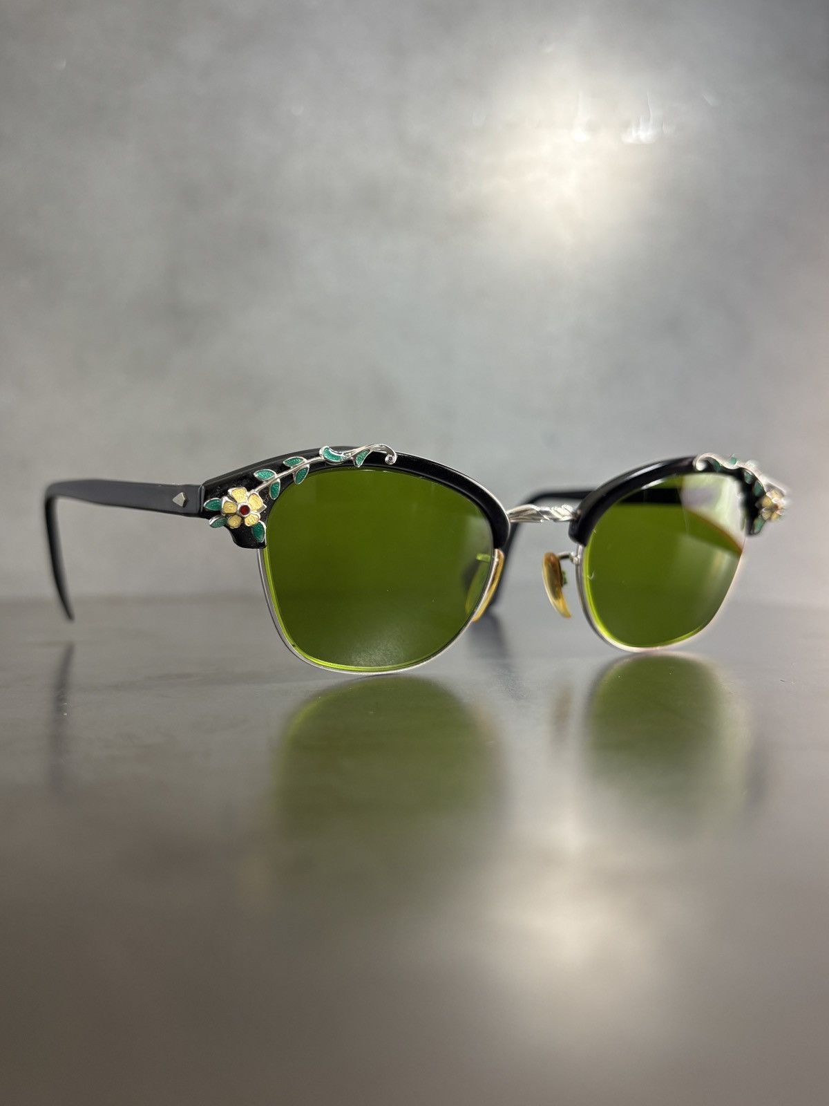American Optical × Vintage 1960s American Optical Sunglasses True Vintage Ornate Floral Size ONE SIZE - 2 Thumbnail