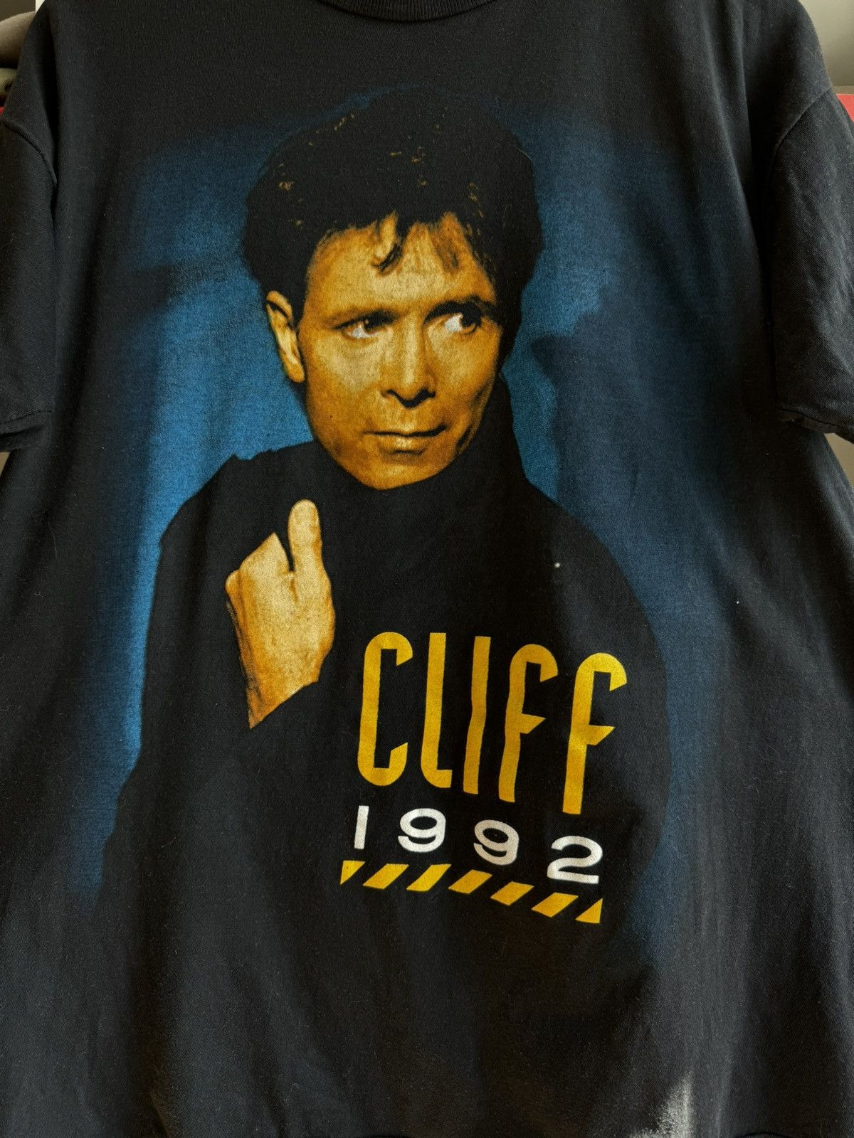 Band Tees × Vintage Vintage 1992 Cliff Richard Access All Areas Tour Tee Size US L / EU 52-54 / 3 - 3 Thumbnail