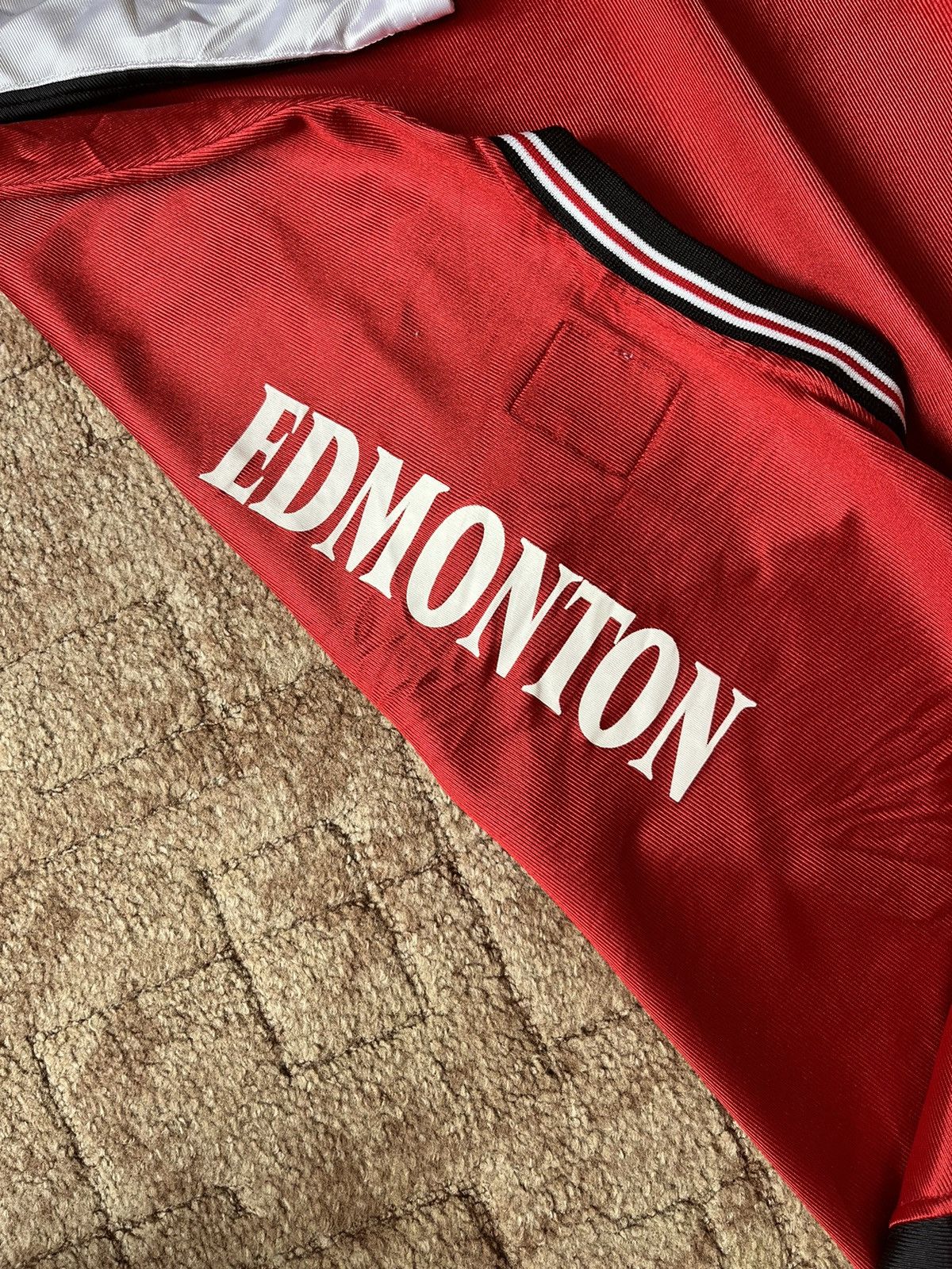 Vintage Vintage Saxon Athletic Basketball Alberta Edmonton Jersey Size US L / EU 52-54 / 3 - 6 Thumbnail