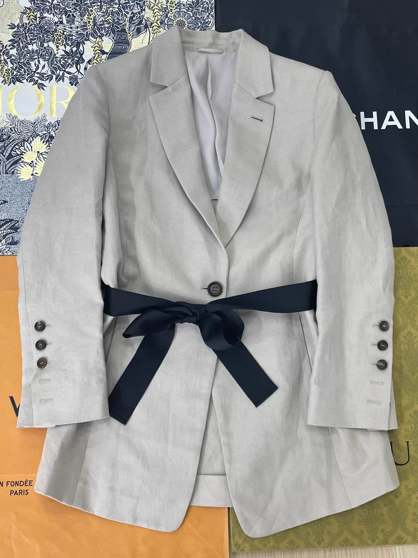 Brunello Cucinelli Brunello Cucinelli Belted Blazer Size 40 Size S / US 4 / IT 40 - 1 Thumbnail