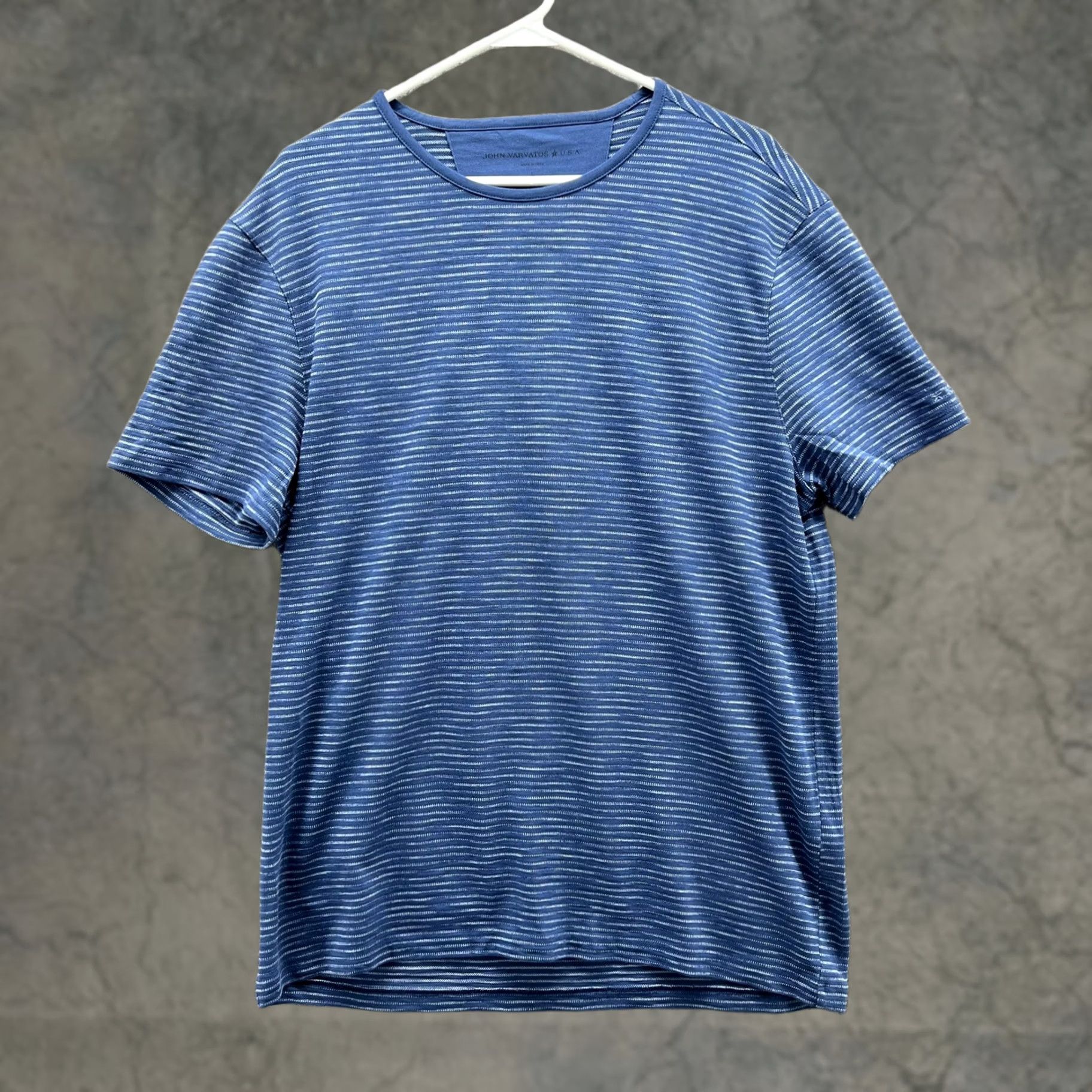 John Varvatos John Varvatos Shirt Mens Large Blue Stripe Crewneck Soft Knit Casual Tee Size US L / EU 52-54 / 3 - 1 Thumbnail
