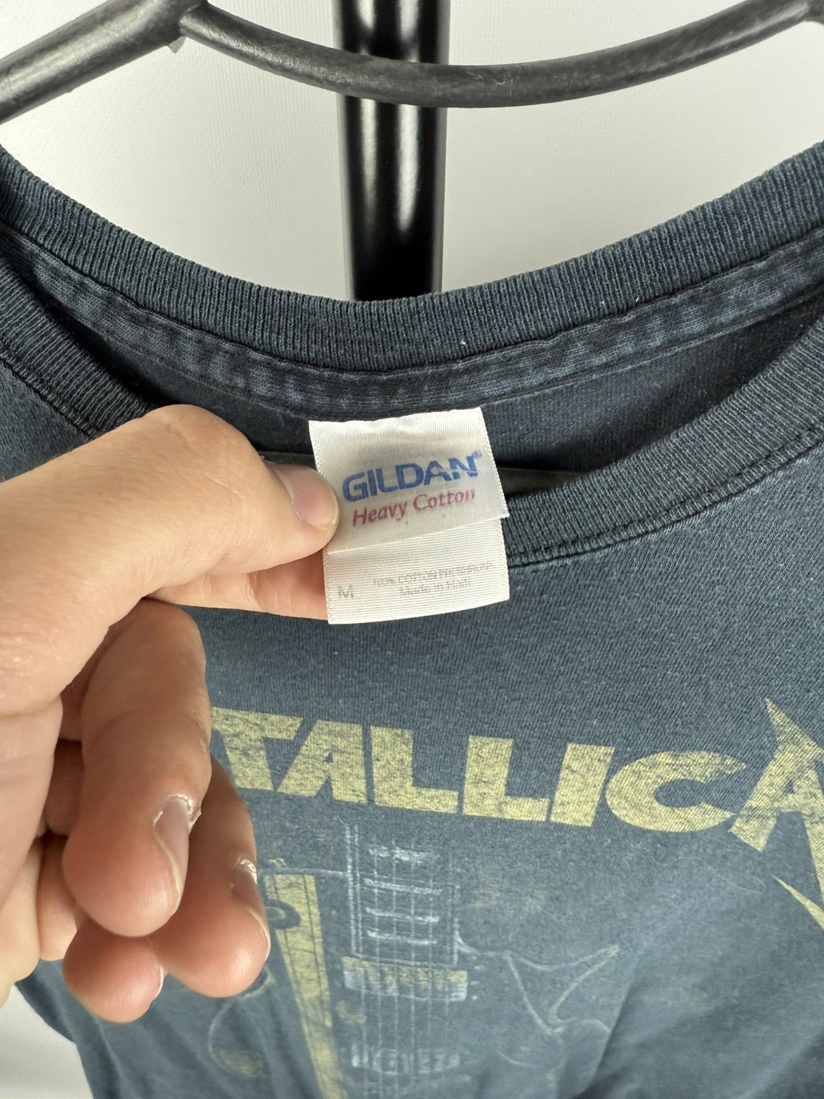 Band Tees × Metallica 00s VNTG Metallica Guitar Tour Band Album Tee Shirt Mens Size US M / EU 48-50 / 2 - 4 Thumbnail
