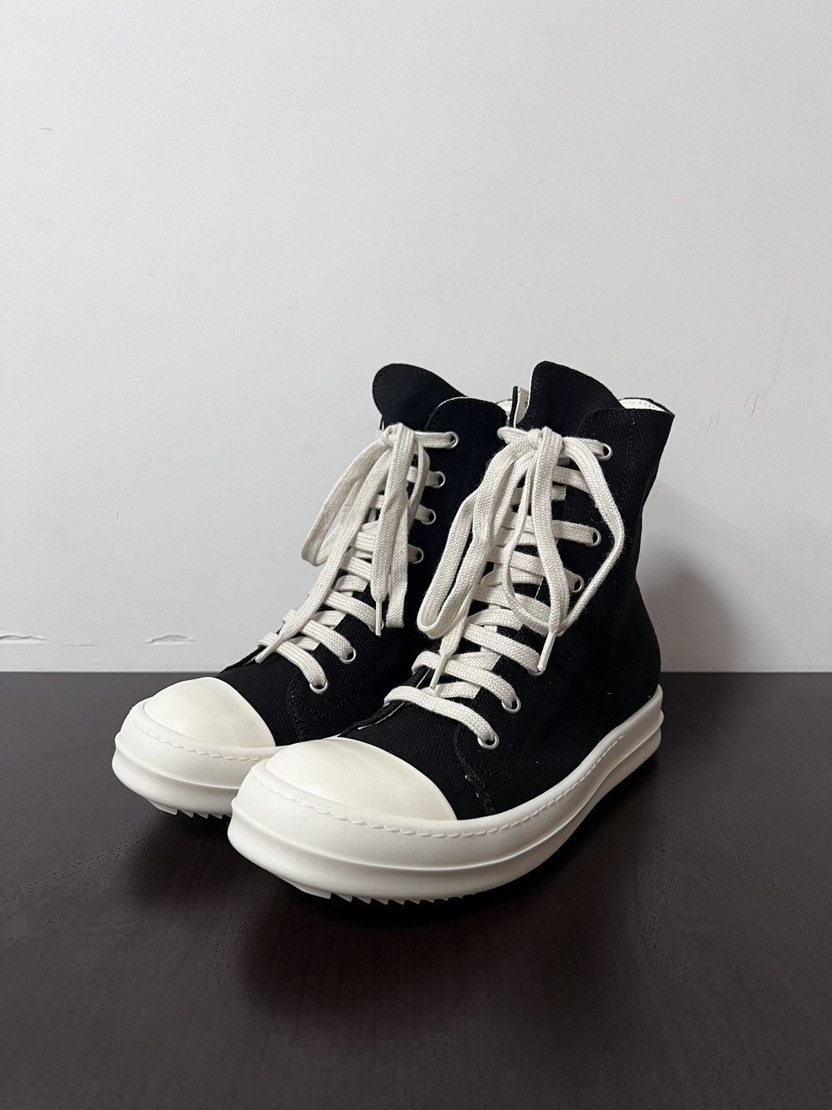 Rick Owens Drkshdw Rick owens drkshdw ramones high top sneakers sz 36.5 Size US 6.5 / IT 36.5 - 1 Thumbnail