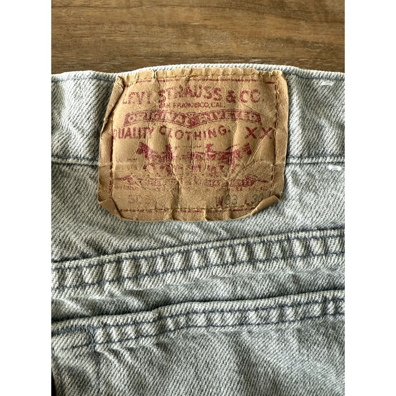 Levi's VINTAGE Levi's 505 Jeans Regular Fit Denim Acid Wash Gray 33x30 Mens Jeans 5-Pocket City Grunge 80s 90s Levi's 500 Series USA Vintage ReplacementTitle Size US 33 - 3 Thumbnail