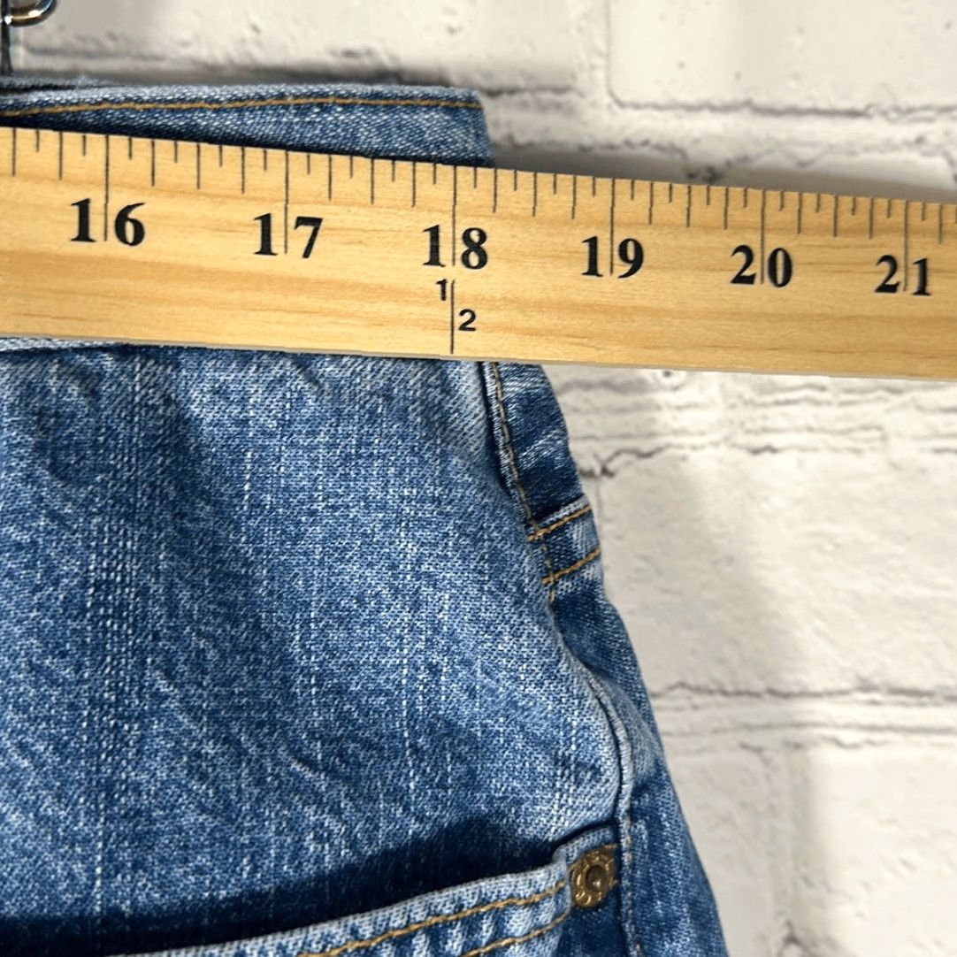 Levi's LEVI’S 569 Jeans Loose Straight Denim Regular Shorts 38 Jorts Skater Men Blue 38 Denim Regular Shorts Mens Size US 38 / EU 54 - 5 Thumbnail