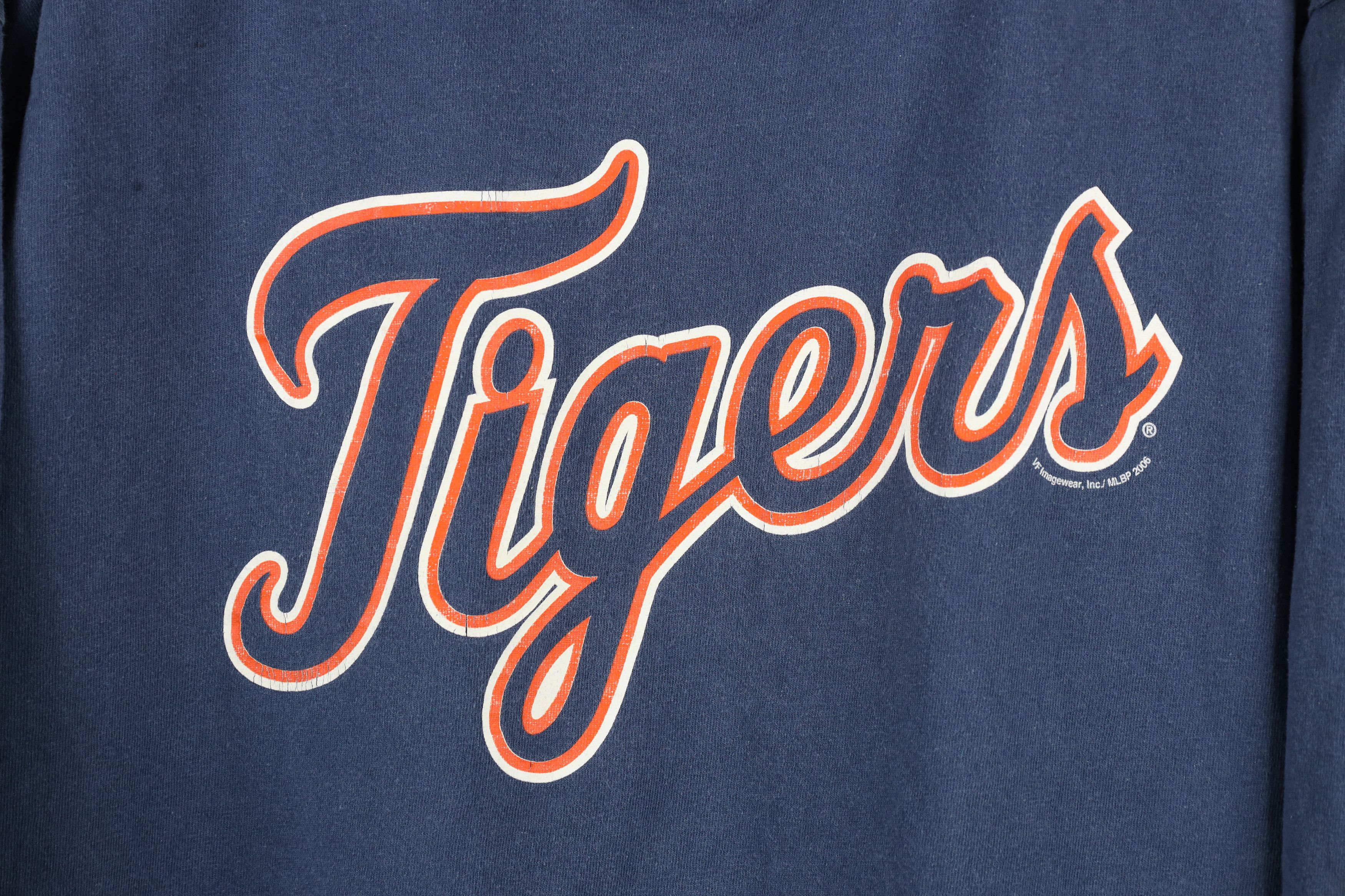 Vintage Vintage Y2K 2006 Detroit Tigers Baseball Long Sleeve T-Shirt Size US XL / EU 56 / 4 - 4 Thumbnail