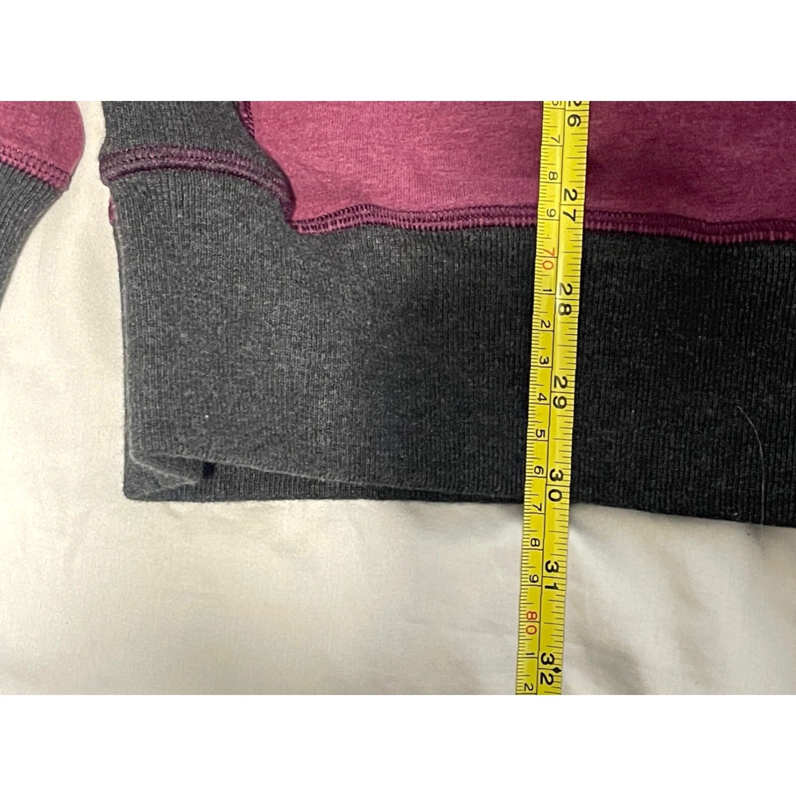 Lululemon Lululemon Mens Burgundy Long Sleeve Stretch Shirt XL Pullover Activewear MENS Shirts Size US XL / EU 56 / 4 - 3 Thumbnail
